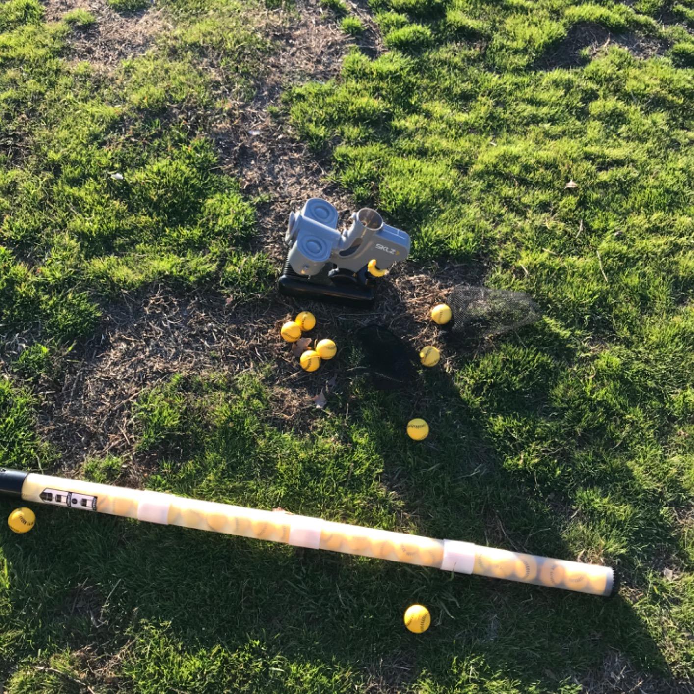 SKLZ Pitching Machine - Improve Your Swing, Ideal for Baseball & Softball Drills, Portable & Easy to Use customer photo 1