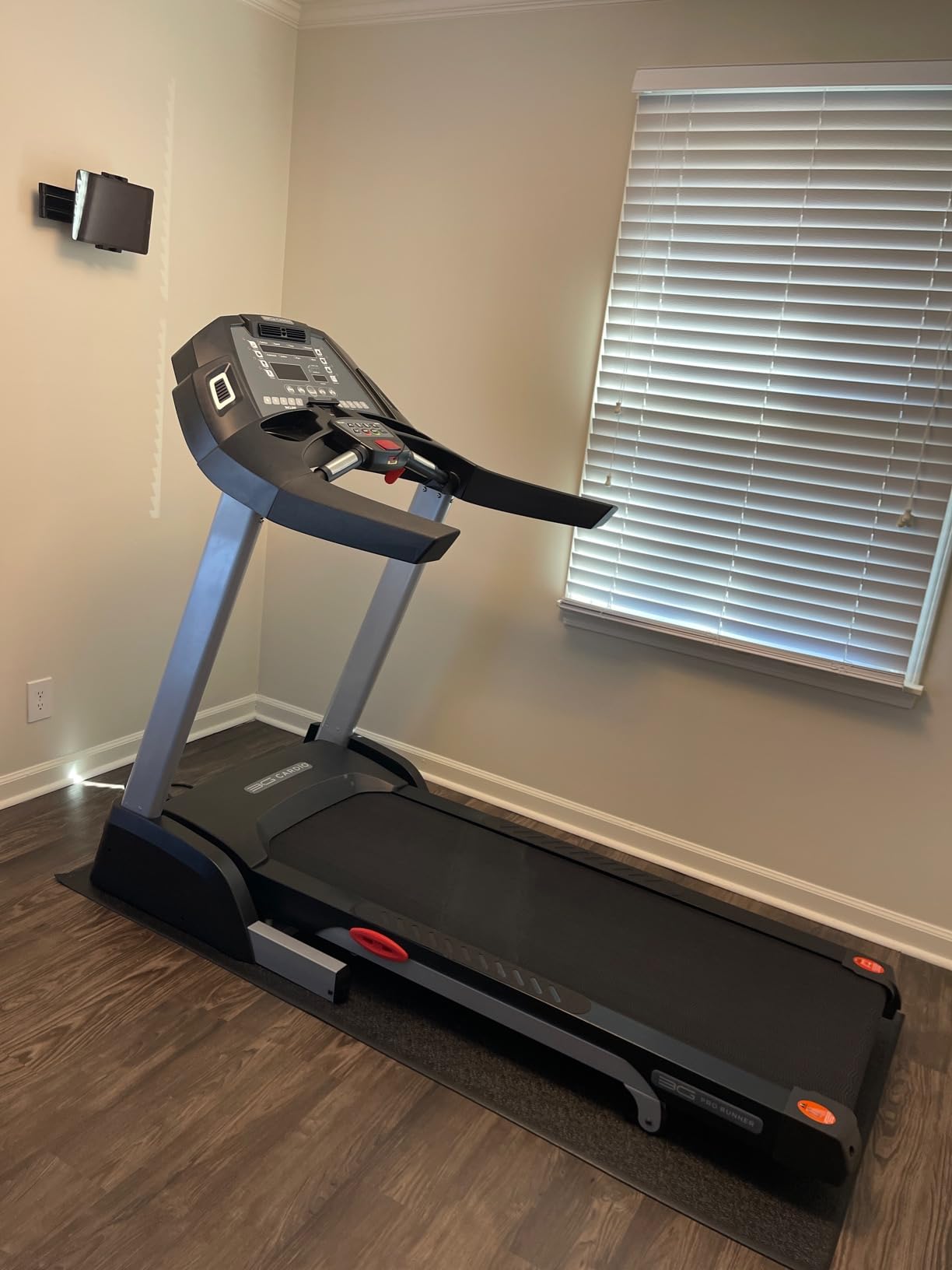 3G Cardio Pro Runner X Treadmill - Heavy Duty Home Construction, FreeSync FTMS Bluetooth, Foldable Compact Storage, Orthopedic Belt, 350 lb Capacity customer photo 1