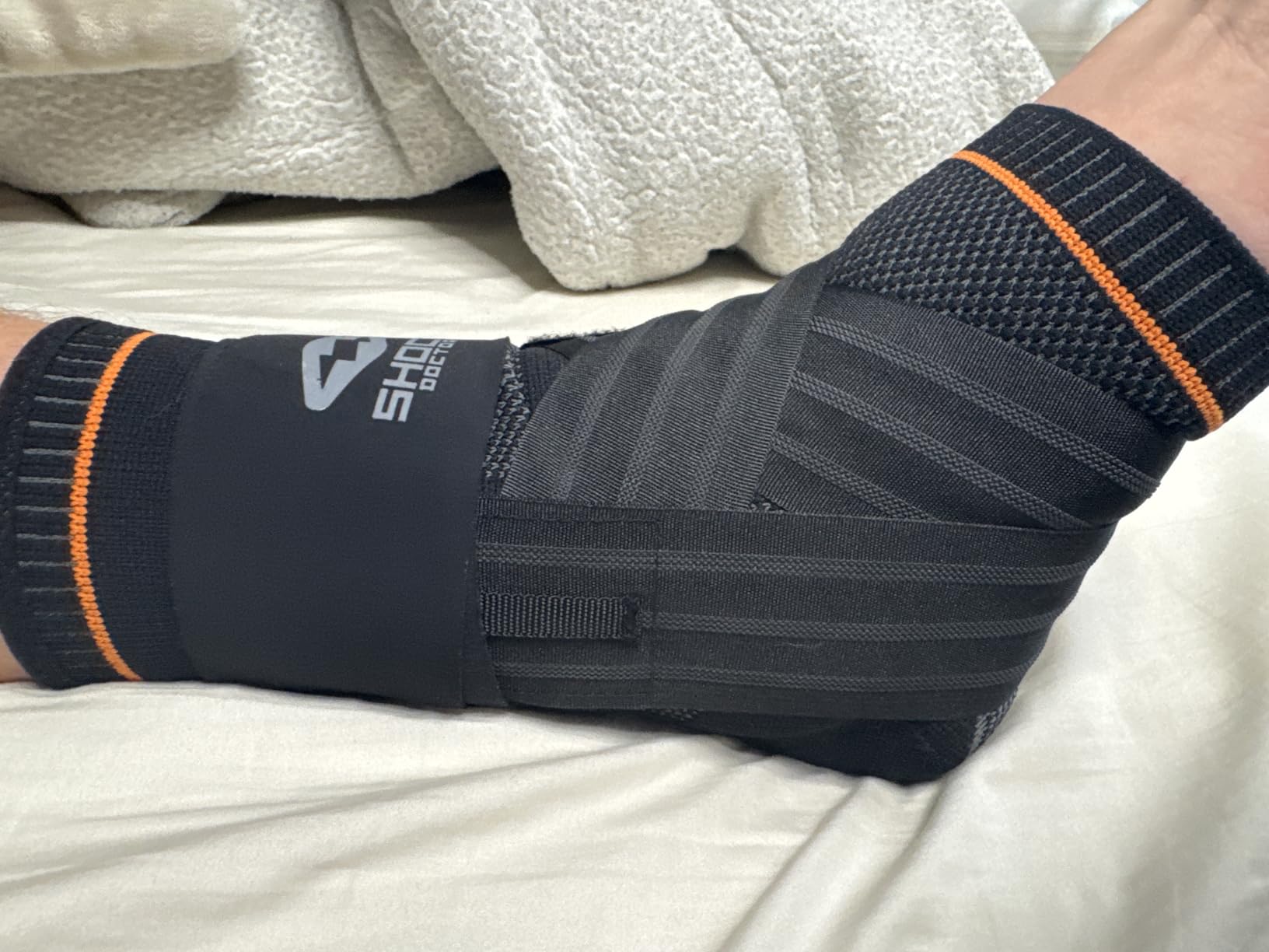 Shock Doctor Ultra Knit Ankle Brace W/Figure 6 Strap & Stays customer photo 2