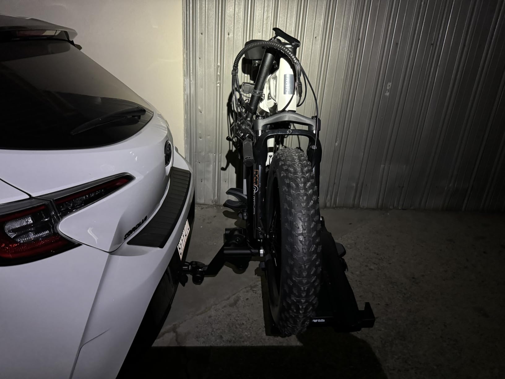 Thule EasyFold XT 2 Hitch Bike Rack - E-Bike Compatible - 130lb Load Capacity customer photo 1