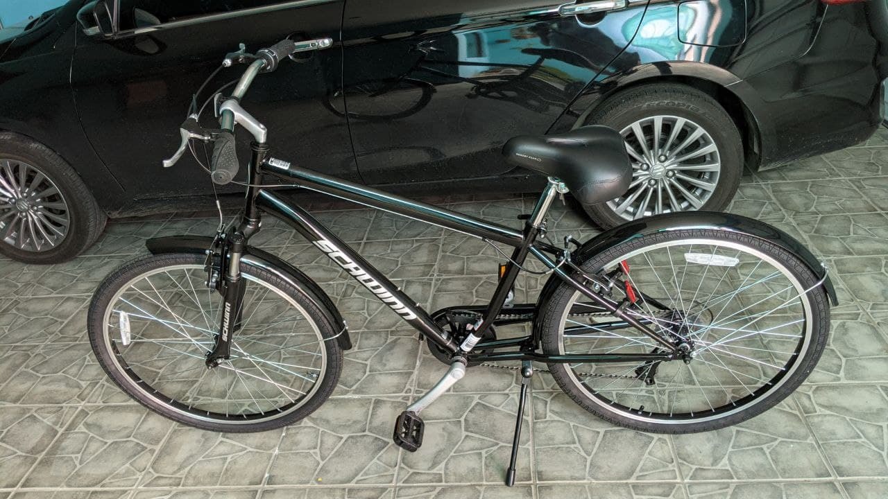 Schwinn Suburban Adult Comfort Bike, Men and Women, 26-Inch Wheels, 7 Speed Drivetrain, 16 or 17-Inch Aluminum Frame customer photo 1