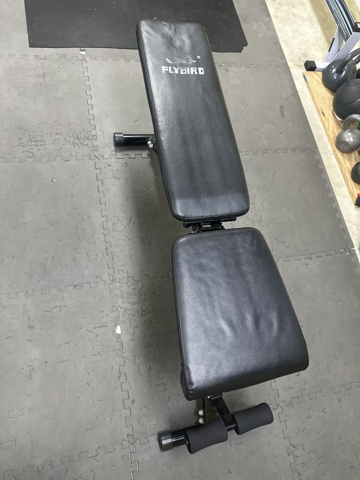 FLYBIRD WB5 Weight Bench, ASTM-Certified 800LBS Adjustable Weight Bench Workout Bench Foldable for Home Gym, 90 to -30 FID and 30in Extended Backrest for Bench Press Strength Training Exercise customer photo 1