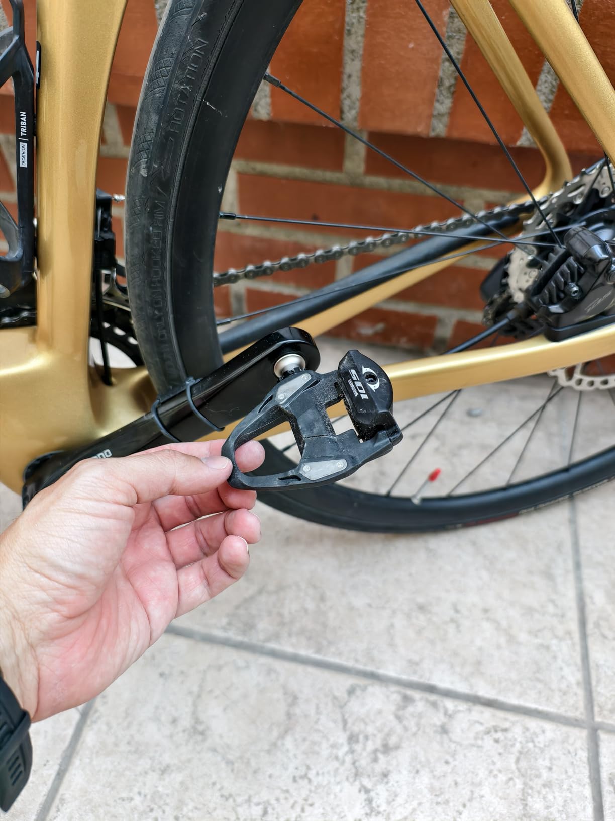 SHIMANO 105 PD-R7000 Performance Road Bike Pedal customer photo 1