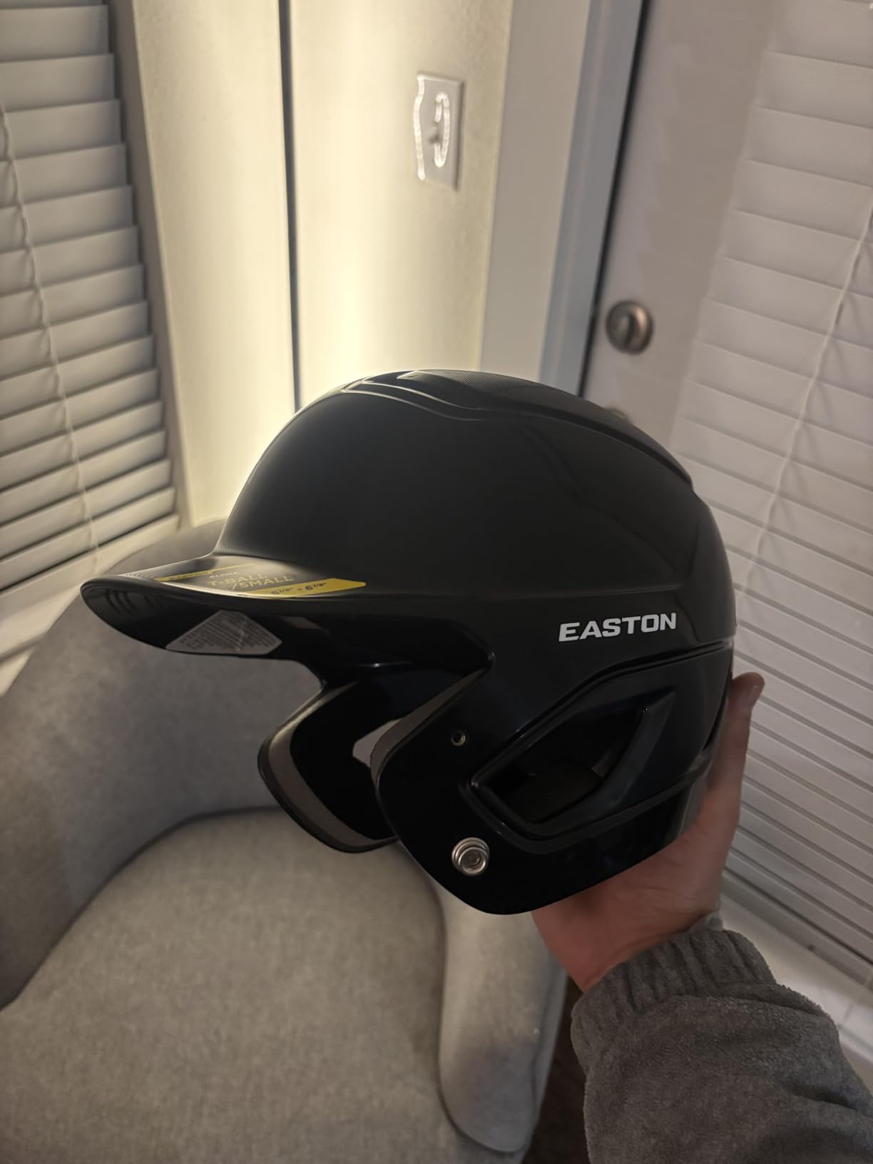 Easton | ALPHA Baseball Batting Helmet | 6 1/4