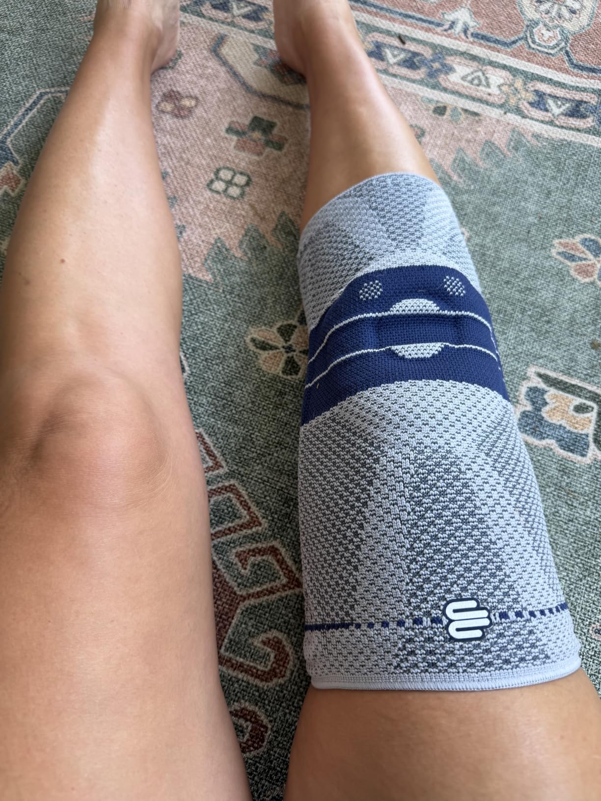 Bauerfeind GenuTrain Knee Brace - Targeted Support for Pain Relief and Stabilization of The Knee, Provides Relief of Weak, Swollen, and Injured Knees customer photo 1