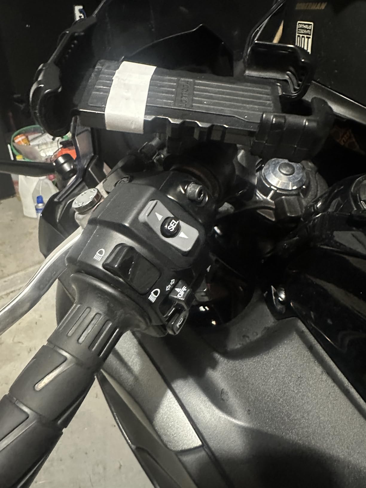 Lamicall Bike Phone Holder, Motorcycle Mount - Handlebar Cell Phone Clamp for iPhone 17 16 15 Plus, 4.7 to 6.8