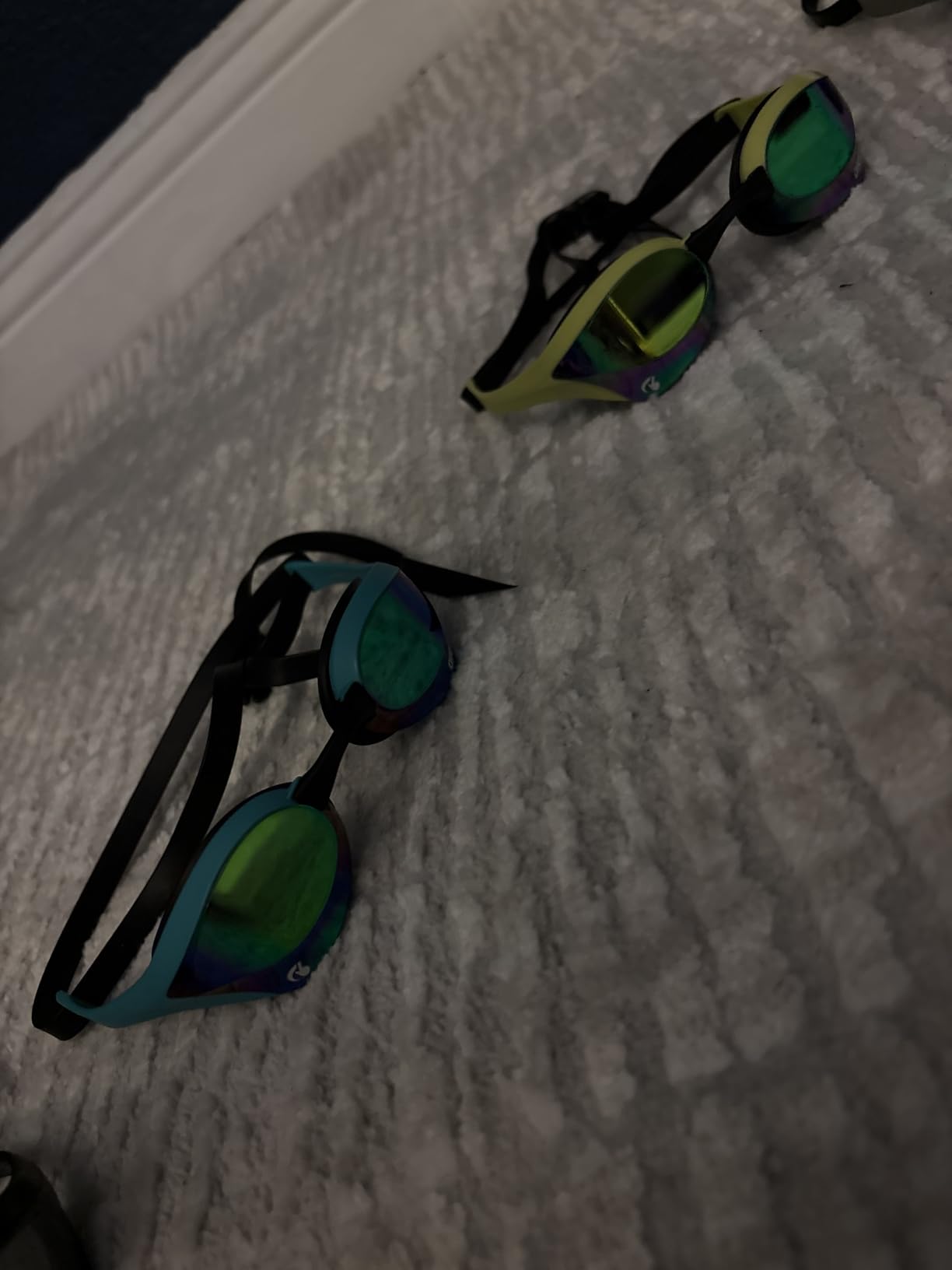 Arena Unisex Cobra Ultra Swipe Racing Swim Goggles Anti-fog Technology Polycarbonate Hard Lens customer photo 1