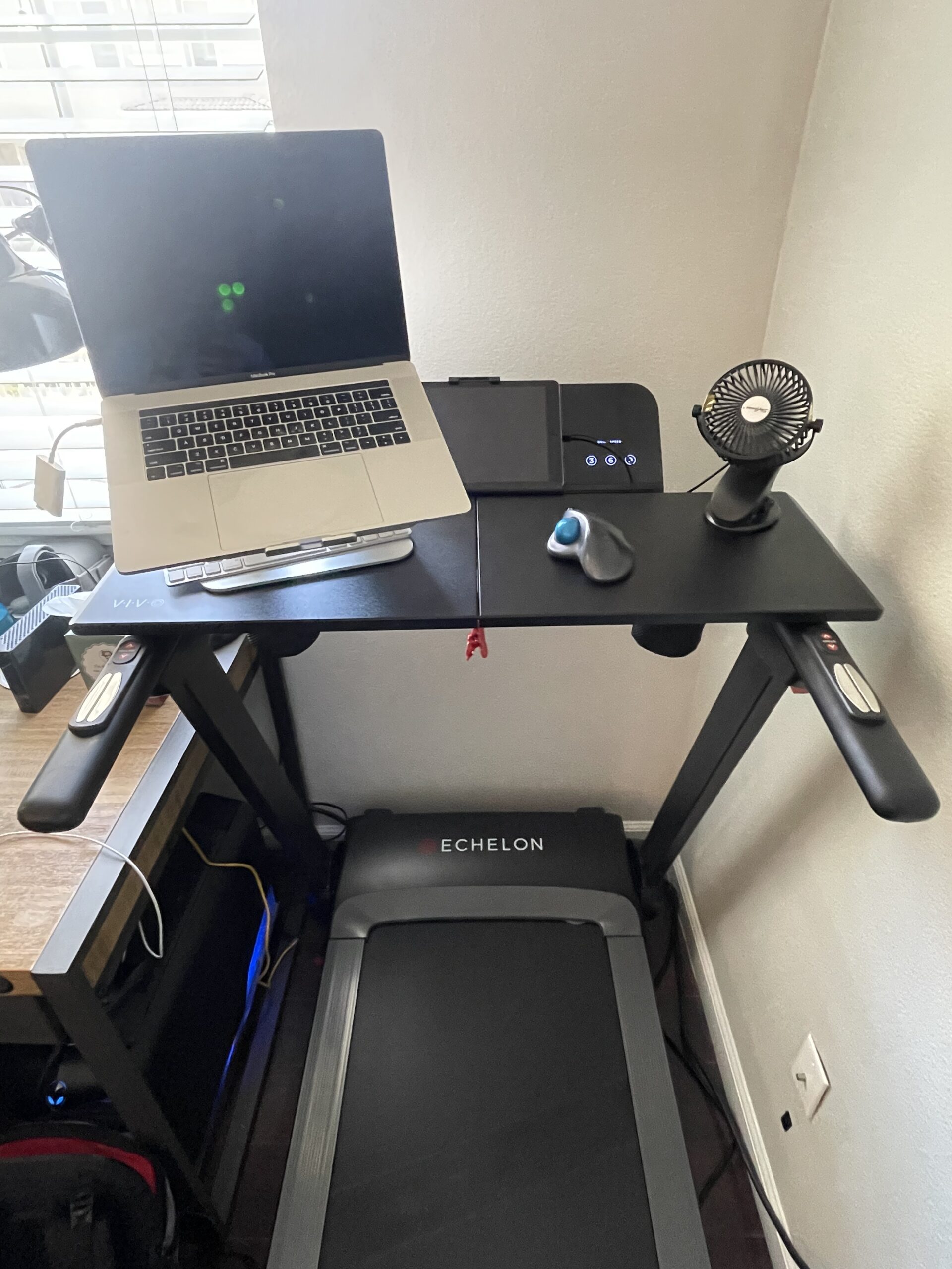 Echelon Stride Treadmill, Smart Foldable, 300 Lb Capacity, Motorized Incline, Comfortable Air Cushioning Deck, Elevate Home Workouts, Easy Storage, USB Charging Port + 30-Day Free Membership customer photo 2