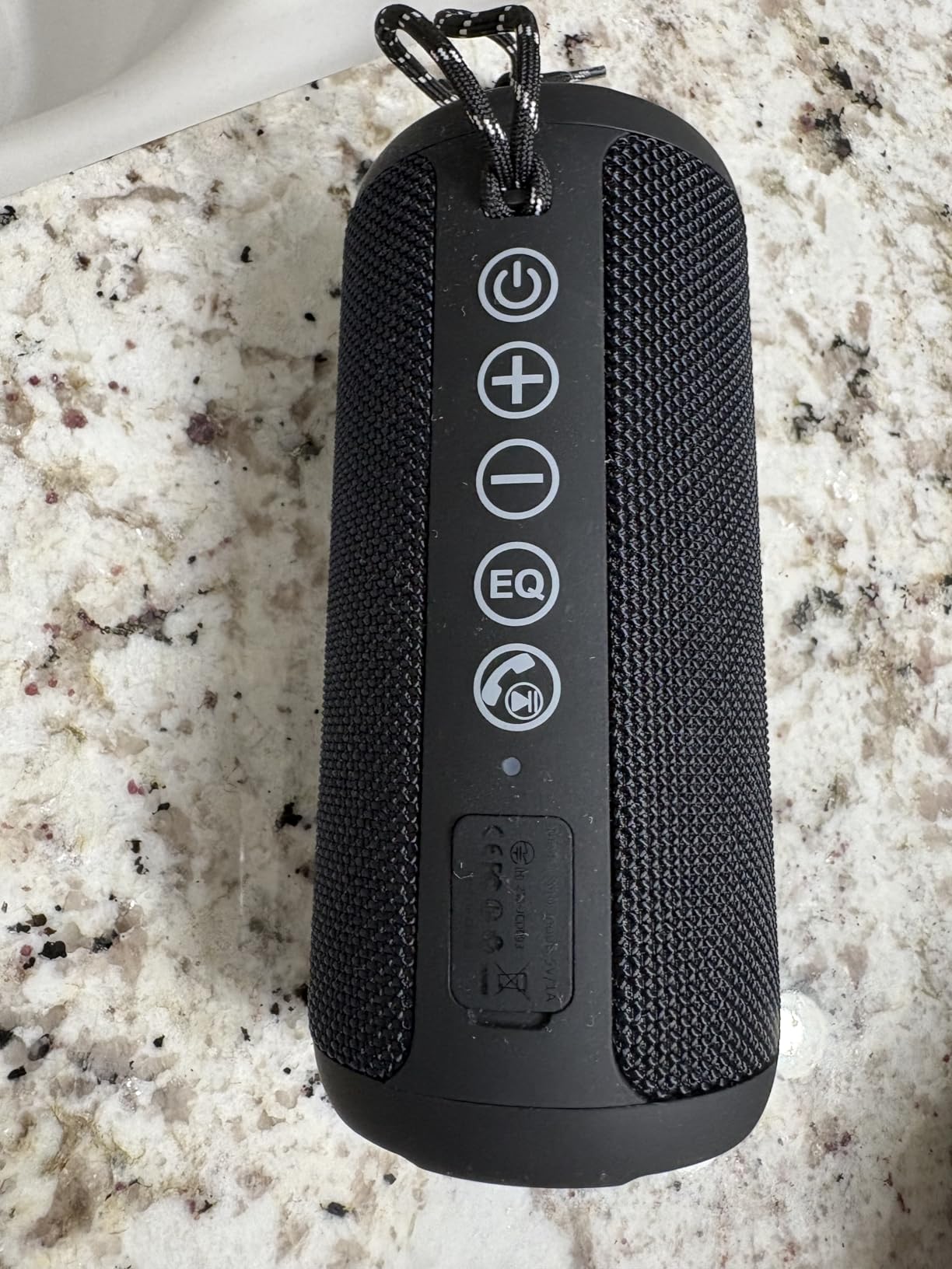 Ortizan Portable Bluetooth Speaker (1st Gen), IPX7 Waterproof, Wireless, Big Sound and Deep Bass, TWS Pairing, 30Hrs of Playtime, for Home/Party/Outdoor/Beach, Birthday Gifts for Men Women - Black customer photo 1
