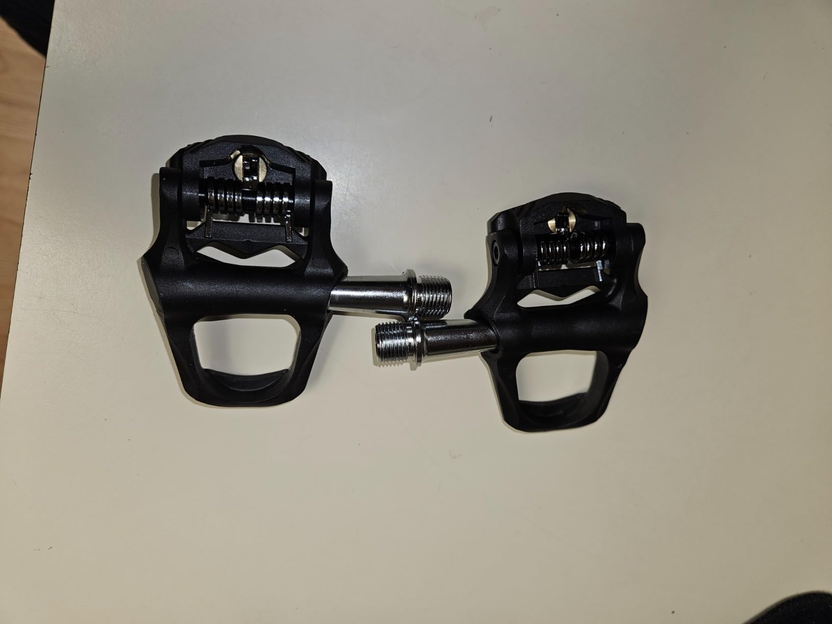 ZERAY Carbon Road Bike Pedals-Lightweight Clipless Bicycle Pedals with Cleats Compatible with Keo&Keo Grip customer photo 1