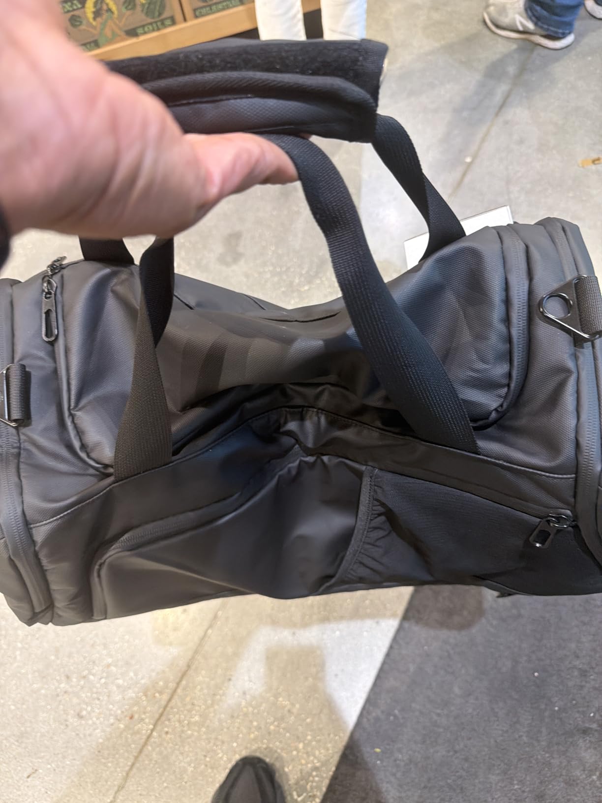 Gym Bag for Men with Shoes Compartment - 40L Duffle Bag for Travel with Wet Pocket & Laptop Compartment, Waterproof Carry On Sports Bags Gym Backpack with Water Bottle Holder customer photo 1