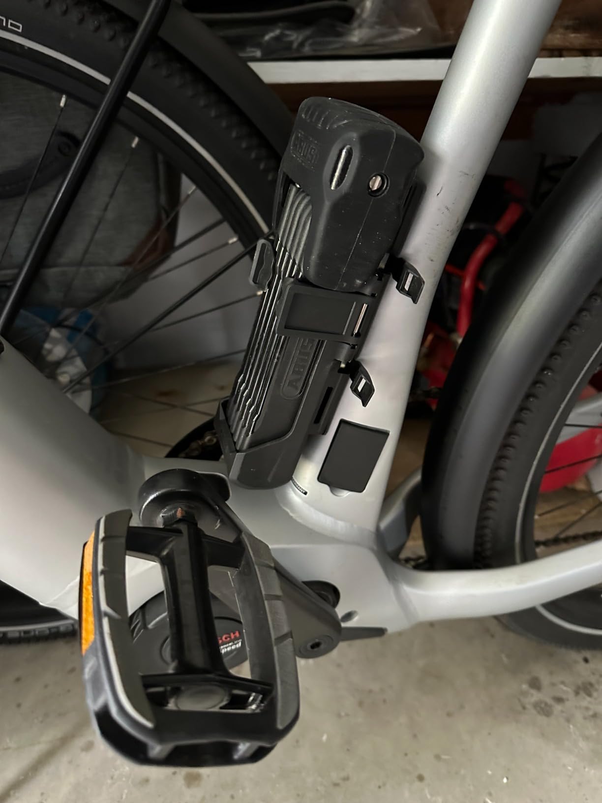 ABUS Bordo Granit 6500K Folding Lock with SH Lock Holder, XPlus Cylinder, Security Level 15, 90 cm customer photo 1