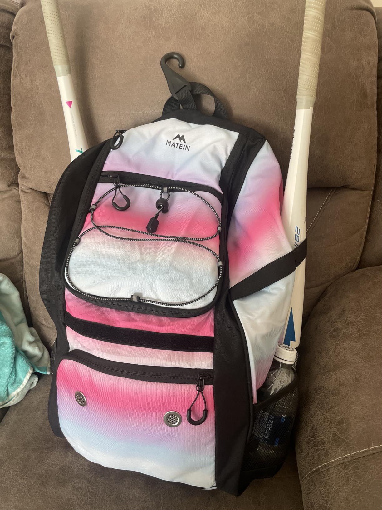 MATEIN Softball Bag, Lightweight Baseball Backpack with Shoe Compartment, Baseball Bag with Fence Hook for TBall Bat & Equipment, Softball Gifts Catchers Backpack for Women Fit Catcher's Mitt, Helmet customer photo 1