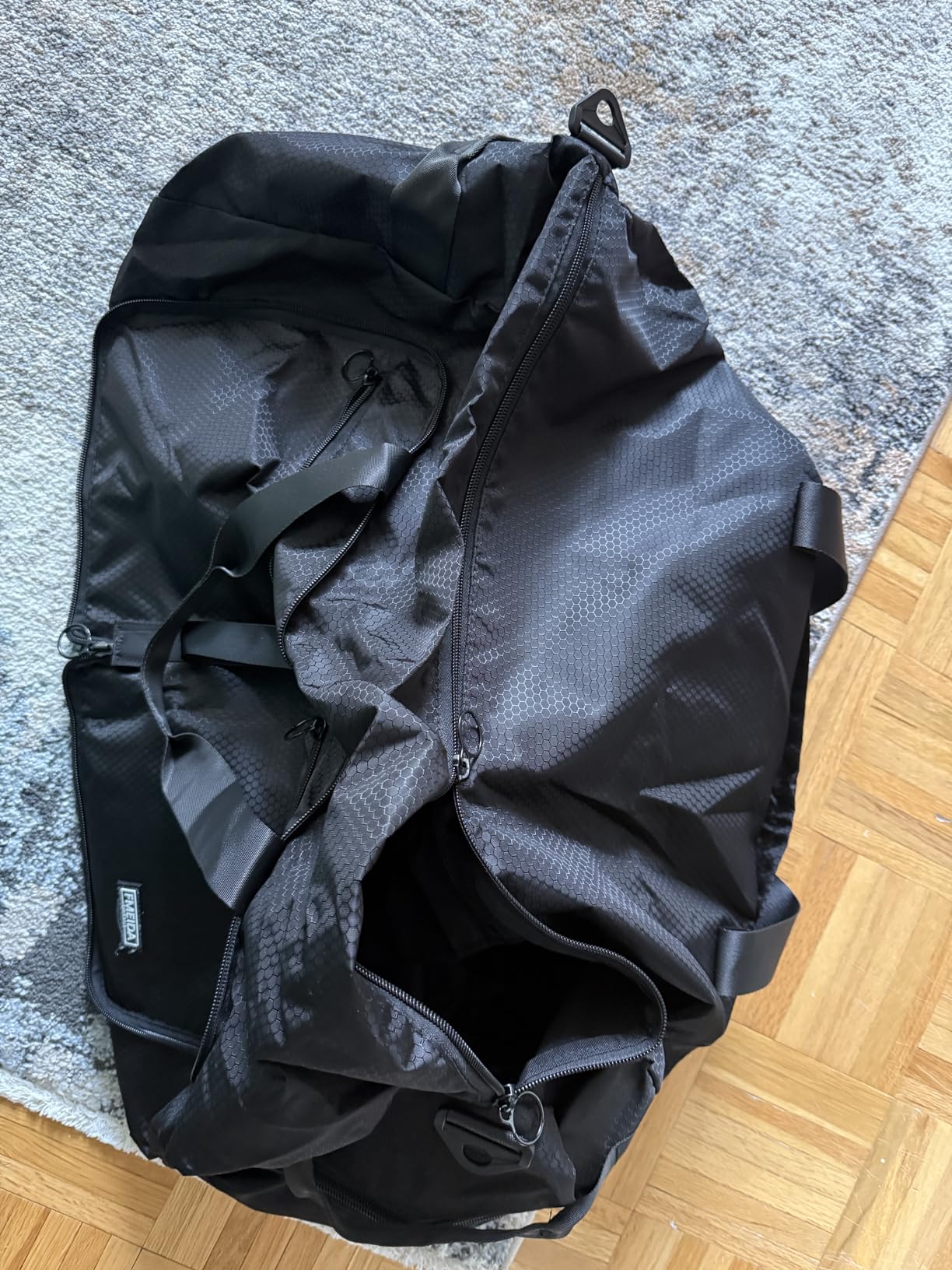 65L Duffle Bag with Shoes Compartment, Foldable Travel Duffel Bags for Men Women, Large Packable Travel Bag Water Repellent & Tear Resistant customer photo 2