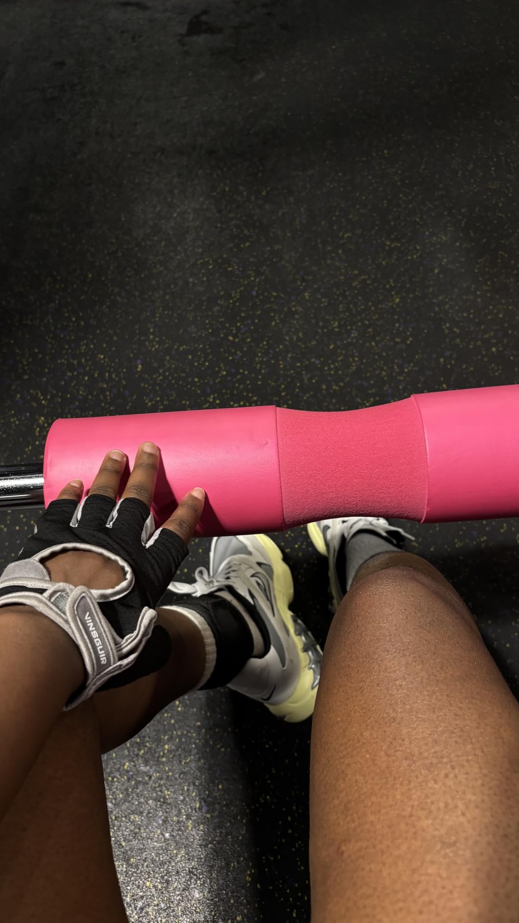 VINSGUIR Workout Gloves for Women and Men, Breathable Weight Lifting Gloves for Gym Exercise, Fitness, Training, and Cycling, with Excellent Grip and Cushion Pads customer photo 1