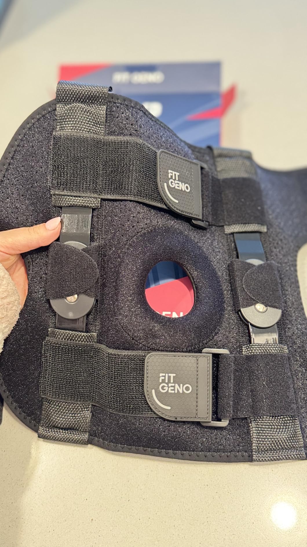 Fit Geno Hinged Knee Brace for Meniscus Tear: Adjustable Knee Support for Knee Pain w/Side Stabilizers & Hinges for Injury or Surgery Recovery - Men and Women customer photo 2