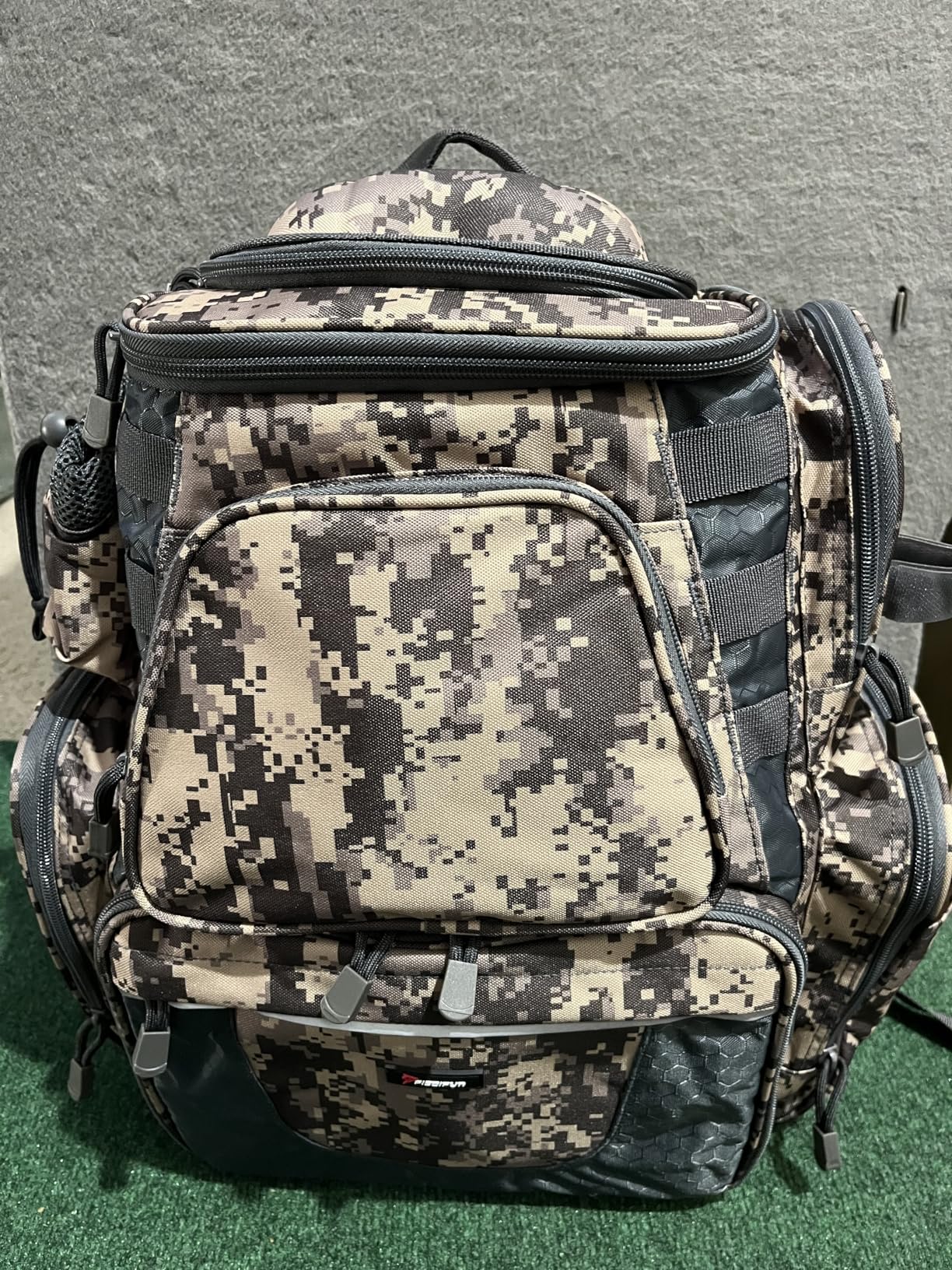 Piscifun Fishing Backpack with 2 Rod Holders & 4 Tackle Boxes, Large Tackle Storage Bag With Rain Cover for Fishing Gear customer photo 1