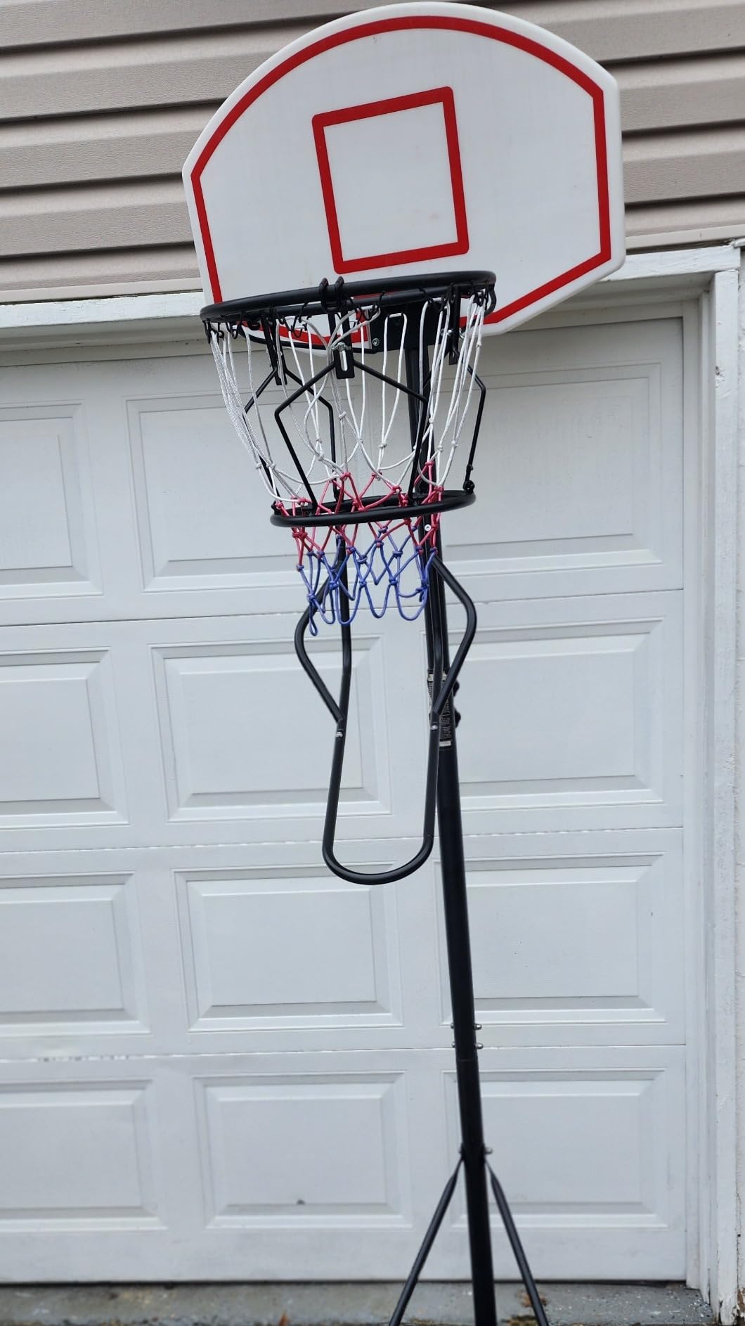 GADFISH Basketball Return Attachment, Heavy Duty Basketball Rebounder with 3 Stable Large Hooks, Durable Basketball Accessories for 18 inch Rim Basketball Training, Black customer photo 1