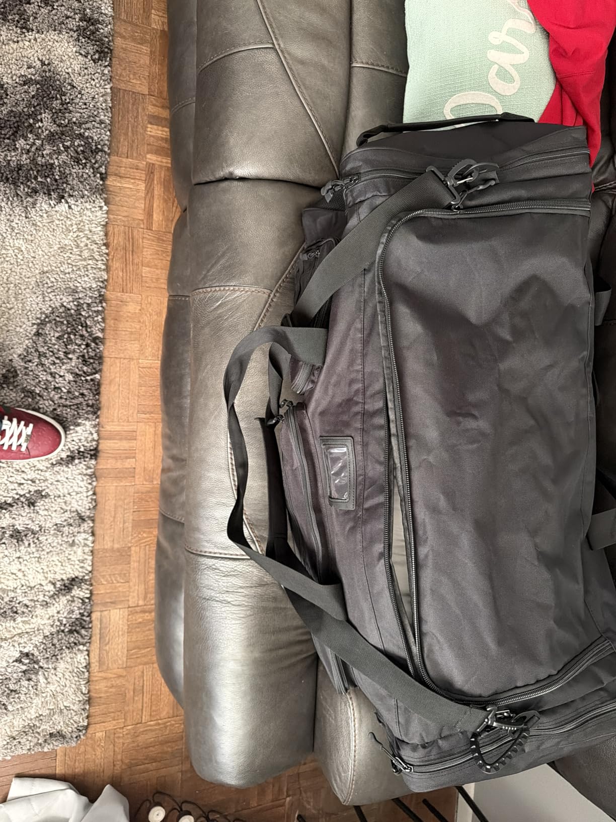 130L Extra Large Duffle Bag for Men, Heavy Duty Large Duffle Bag for Travel with Shoe Compartment, XL Sports Gym Equipment Bag for Hockey Football Baseball Basketball & More customer photo 1