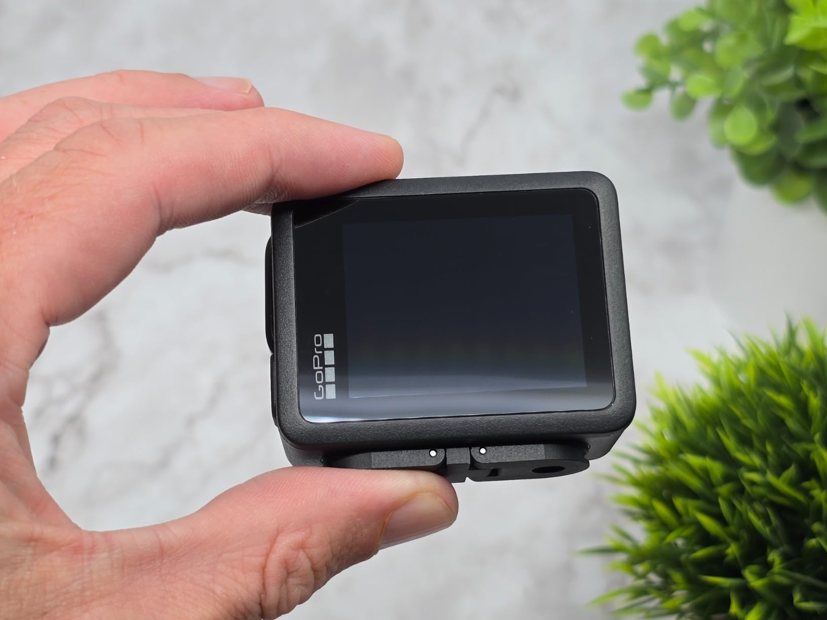 GoPro Hero - Compact Waterproof Action Camera with 4K Ultra HD Video, 12MP Photo, Touch Screen customer photo 1