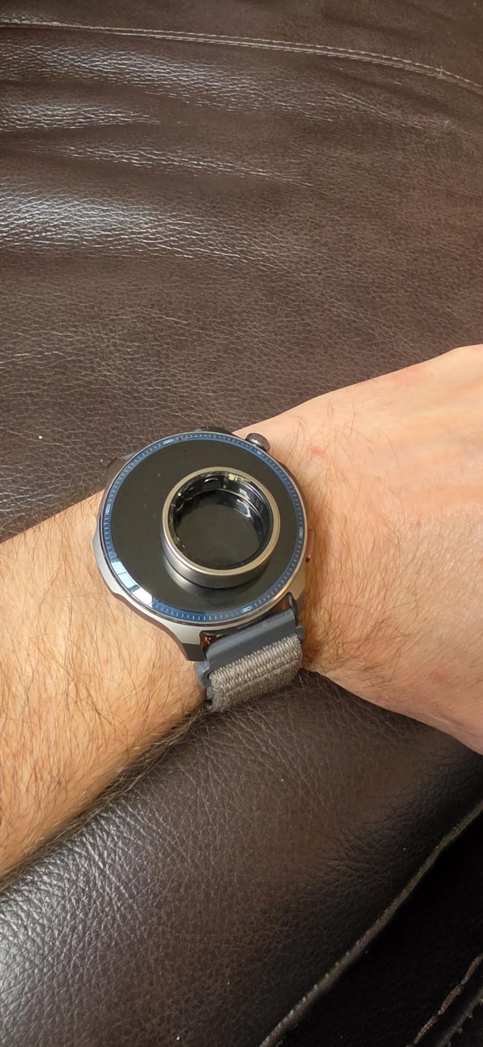 Amazfit Helio Smart Ring Health Tracker, Fitness Tracker Ring, No Subscription, Monitors Sleep, Heart Rate & Stress, Titanium Alloy, Fast 1.4-Hr Charging, Water-Resistant, Size Before You Buy (Size 8) customer photo 2