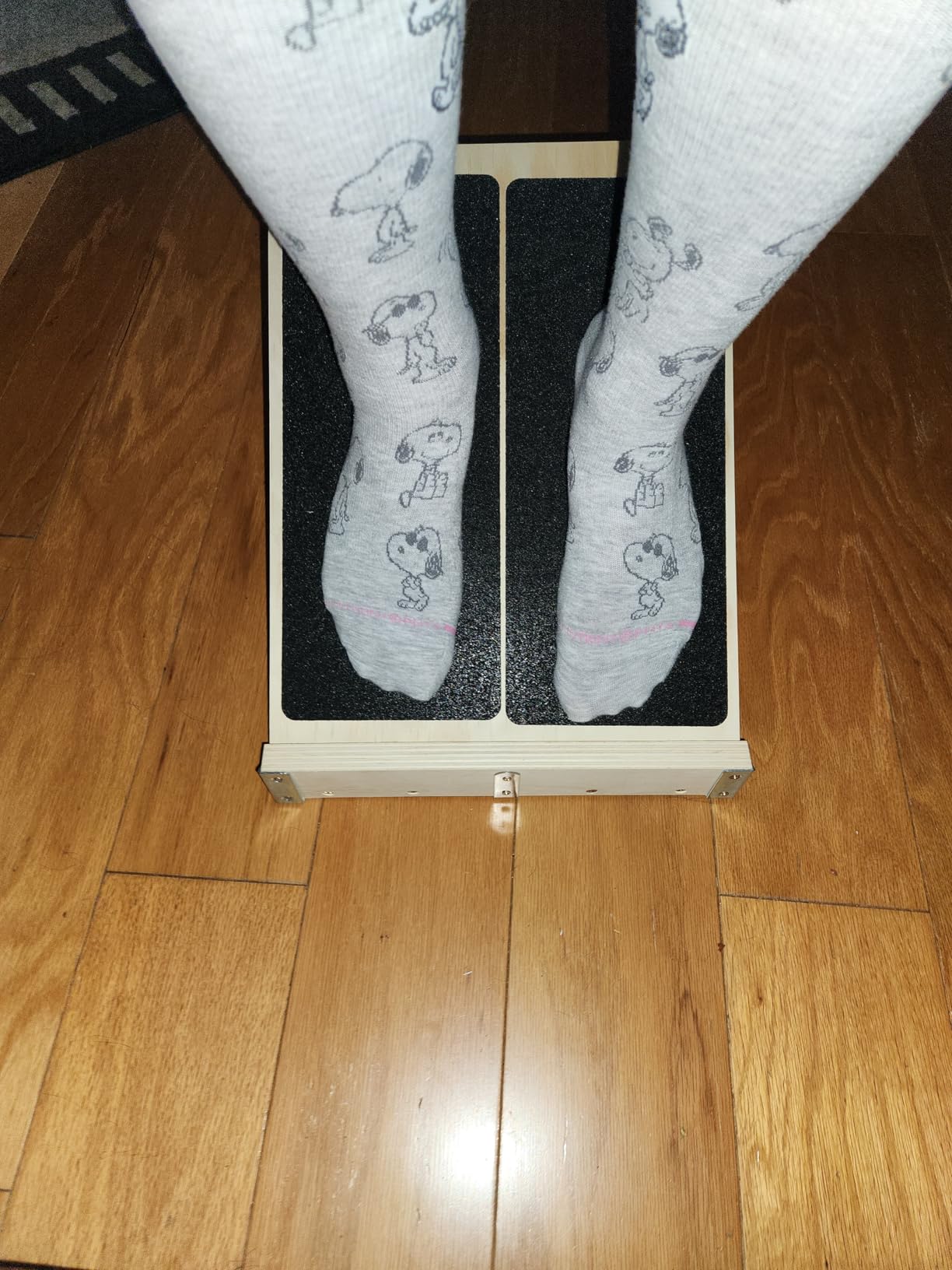 2-in-1 Professional Wooden Balance Board & Slant Board, Four Adjustable Incline Board and Calf Stretcher, Stretch Board for Knees Ankle Heel Feet Leg customer photo 1