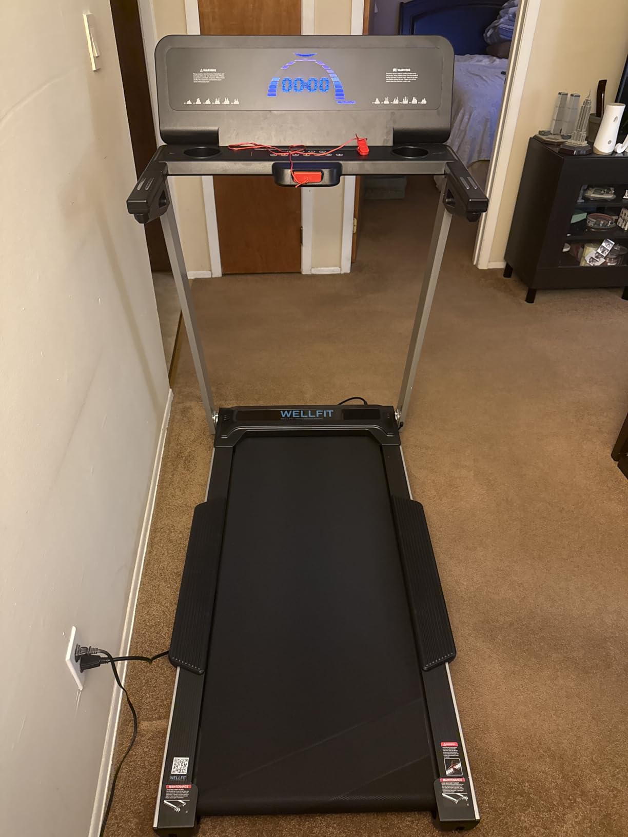 WELLFIT Home Treadmill, 2 Level Incline, 4.0 HP, 10 MPH, 450 lbs Capacity, 20
