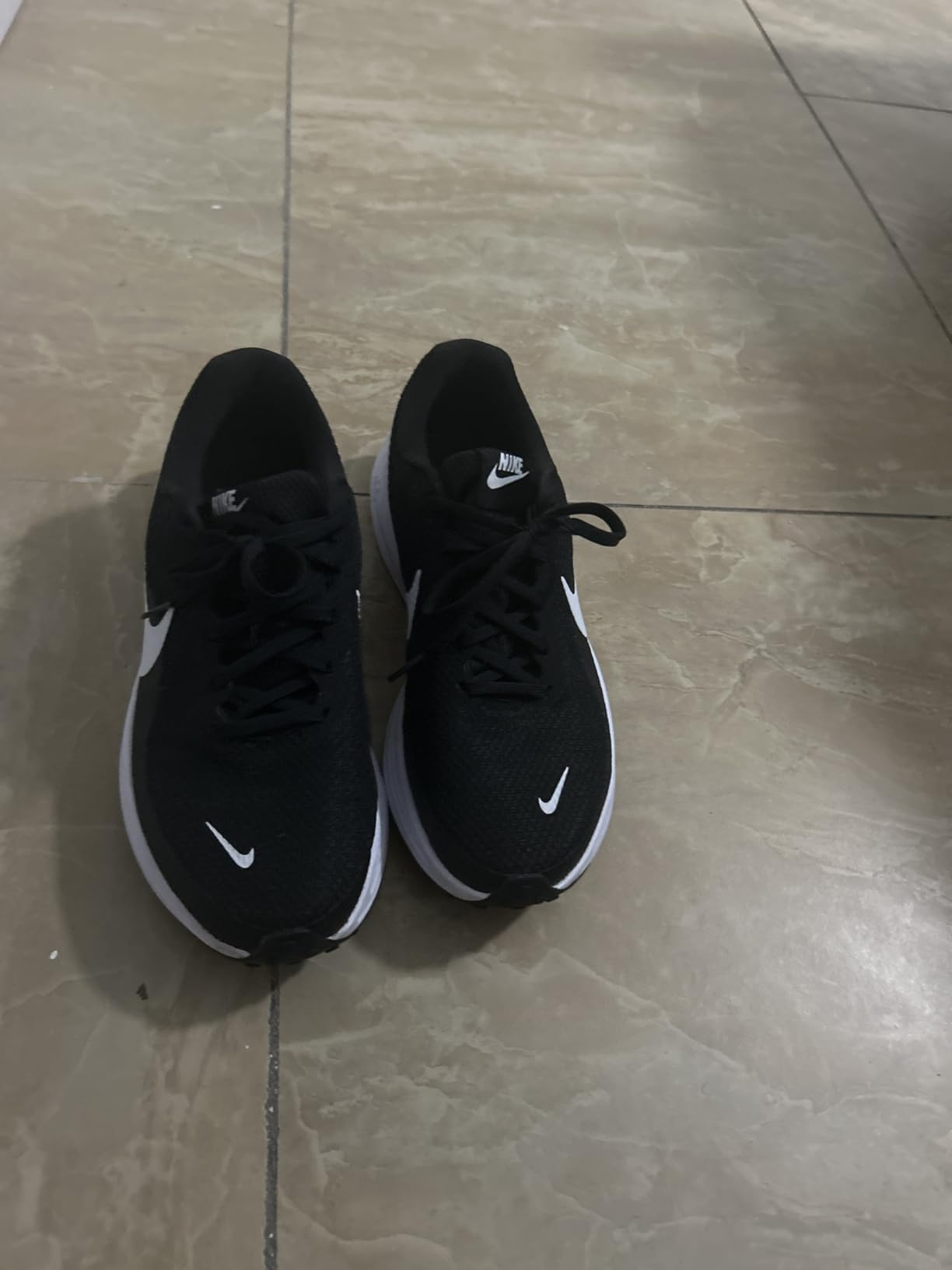 Nike Men's Revolution 8 Road Running Shoes customer photo 2