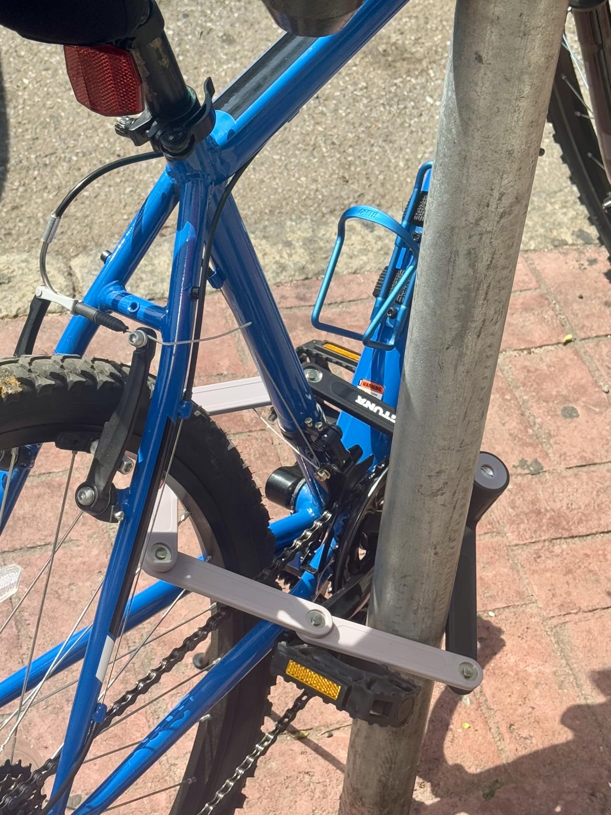 SIGTUNA Folding Bike Lock - Hardened Steel 8mm Fold-Up Heavy Duty Bike Lock with Easy Mounting, Secure Lock and Anti-Scratch Coating customer photo 2
