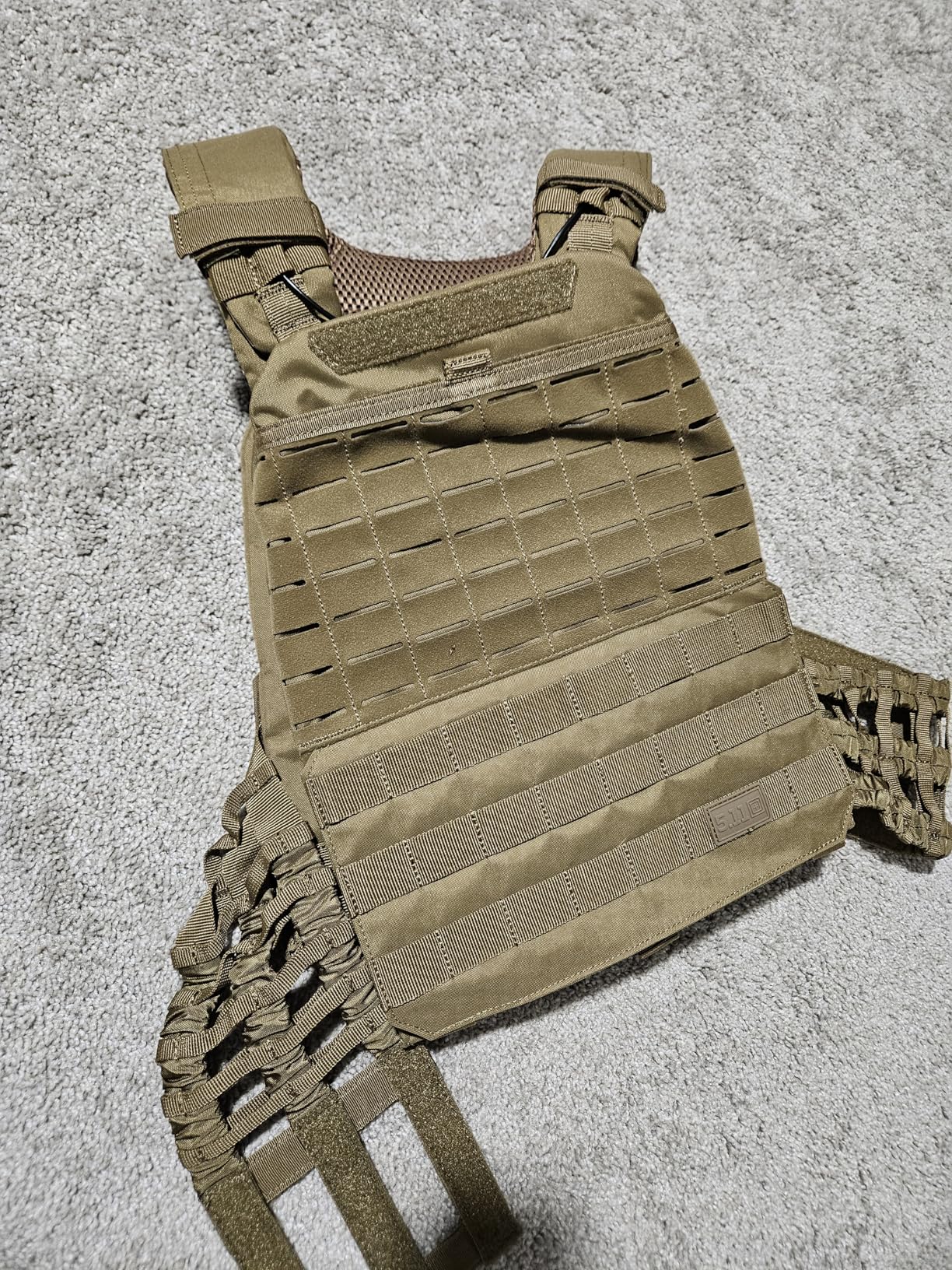 5.11 Tactical Unisex TacTec Plate Carrier, 500D Nylon, Adjustable Shoulder Straps, Style 56100ABR, Kangaroo customer photo 2