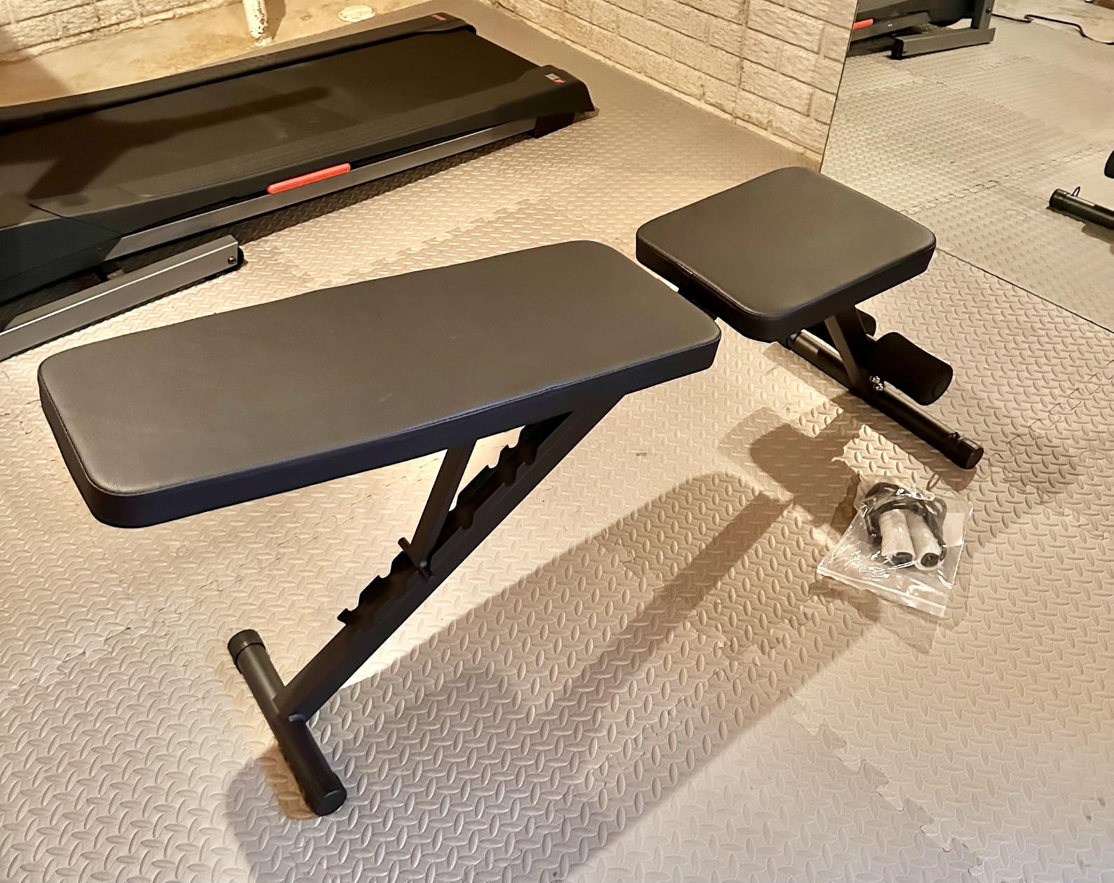 Adjustable Weight Bench for Home Gym, Foldable Workout Bench for Full Body Fitness Dumbbell Exercise, 600LBS Incline Decline Flat Bench with Resistance Bands for Strength Training customer photo 2