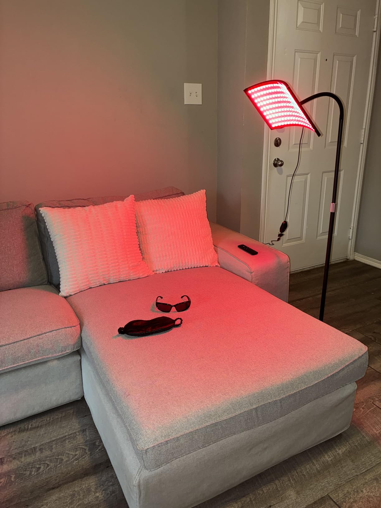 Red Light Therapy for Body Face Infrared Light Therapy for Body with 660nm & 850nm Near Infrared LED Red Light Therapy Large Panel at Home Protective Glasses for Home Use customer photo 2