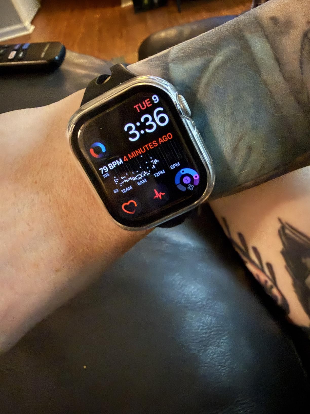 Apple Watch Series 11 [GPS 42mm] Smartwatch with Rose Gold Aluminum Case with Light Blush Sport Band - S/M customer photo 1