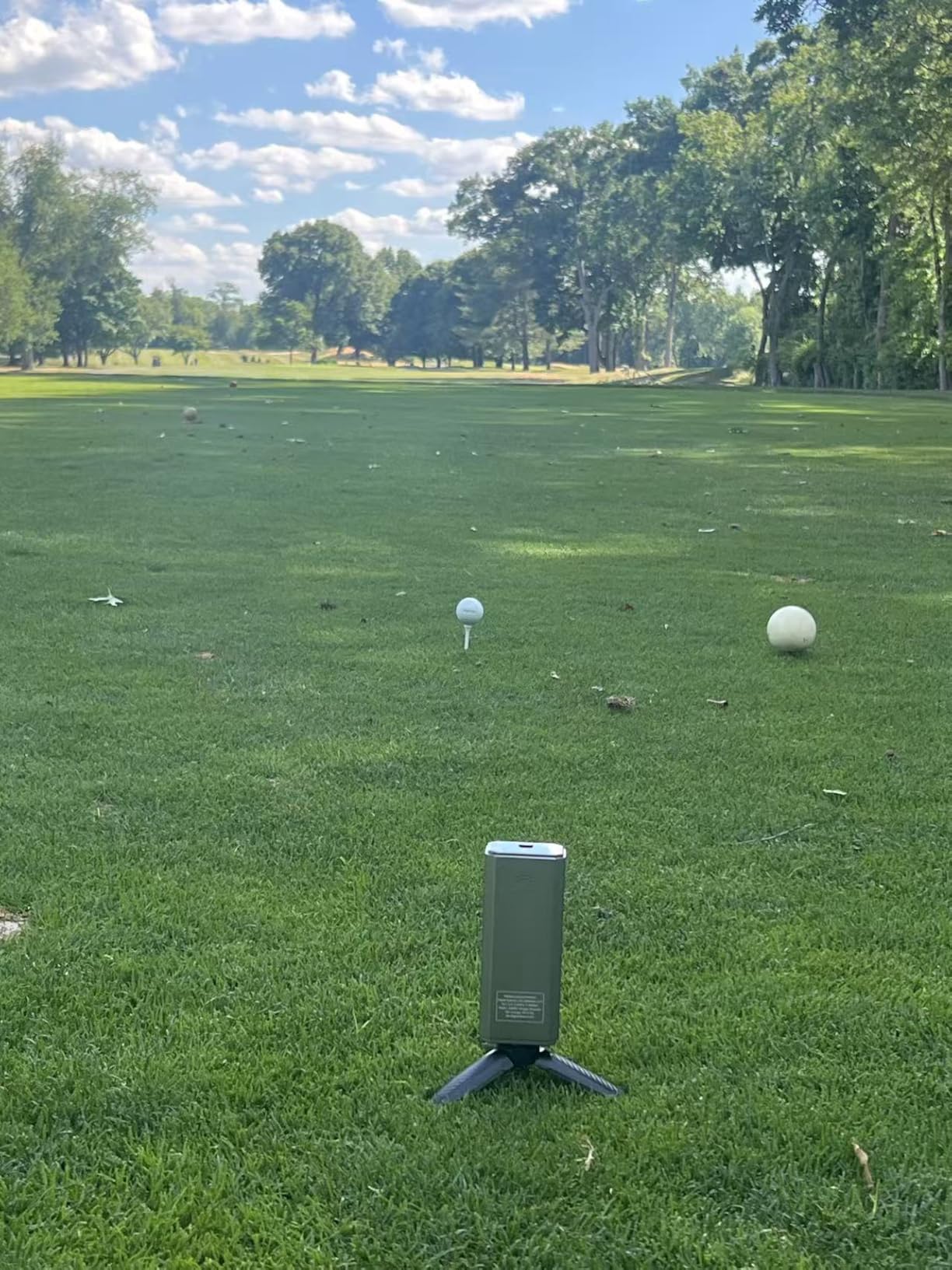 Golf Launch Monitor & Simulator: Portable Swing Analyzer with 13 Metrics, 3D Driving Range, 3D Trajectory & Video Record for iOS/Android customer photo 2