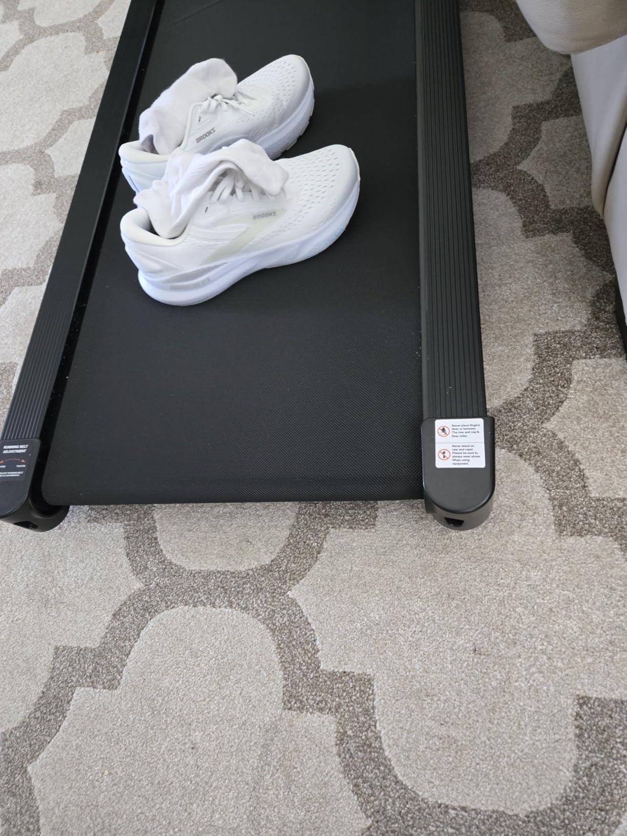 Niceday TM2 Incline Treadmill with 18% Auto Incline, Foldable Running Treadmill, 380 lb Capacity, 3.0HP Quiet Brushless customer photo 1