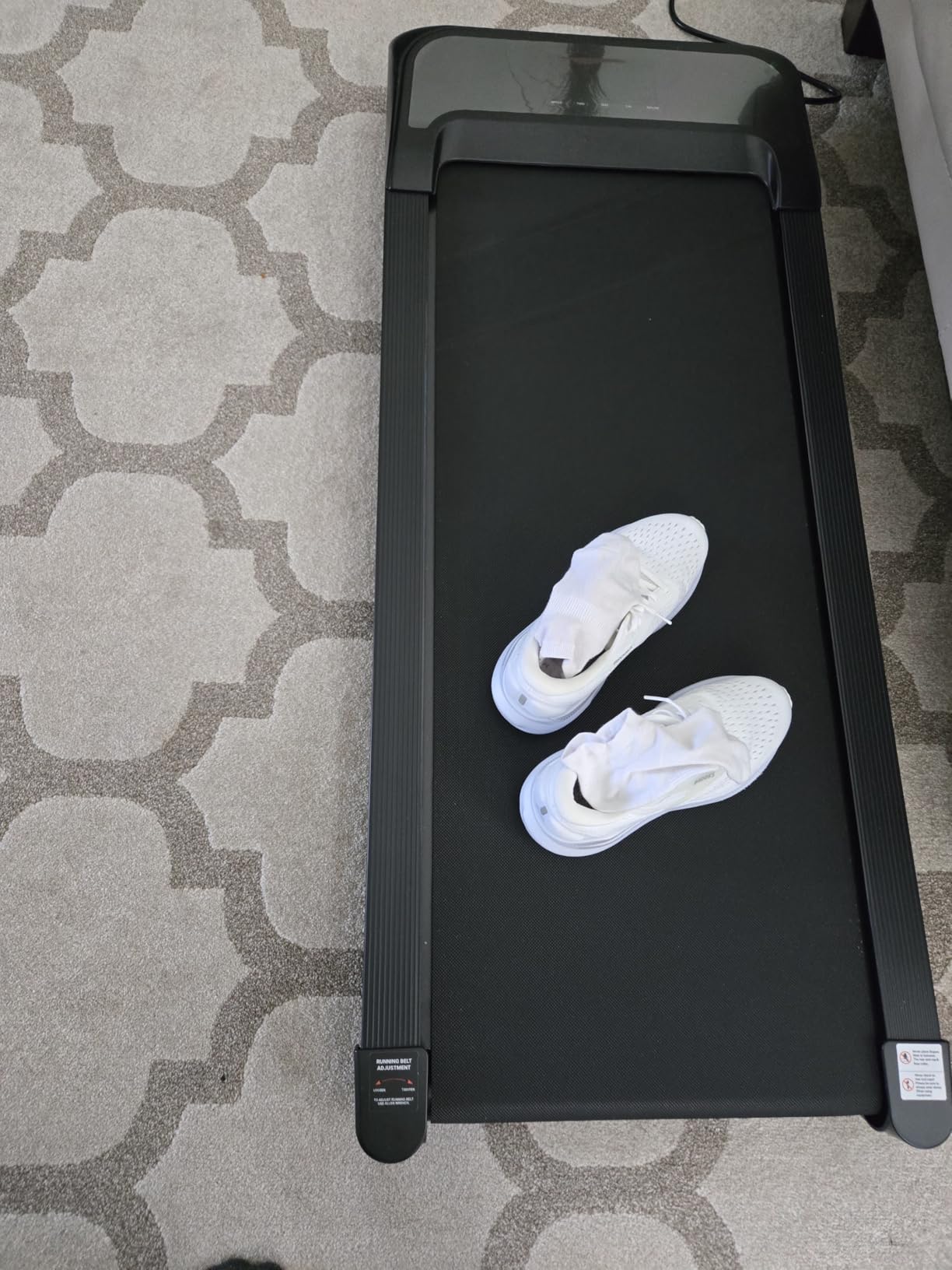 Niceday TM2 Incline Treadmill with 18% Auto Incline, Foldable Running Treadmill, 380 lb Capacity, 3.0HP Quiet Brushless customer photo 2