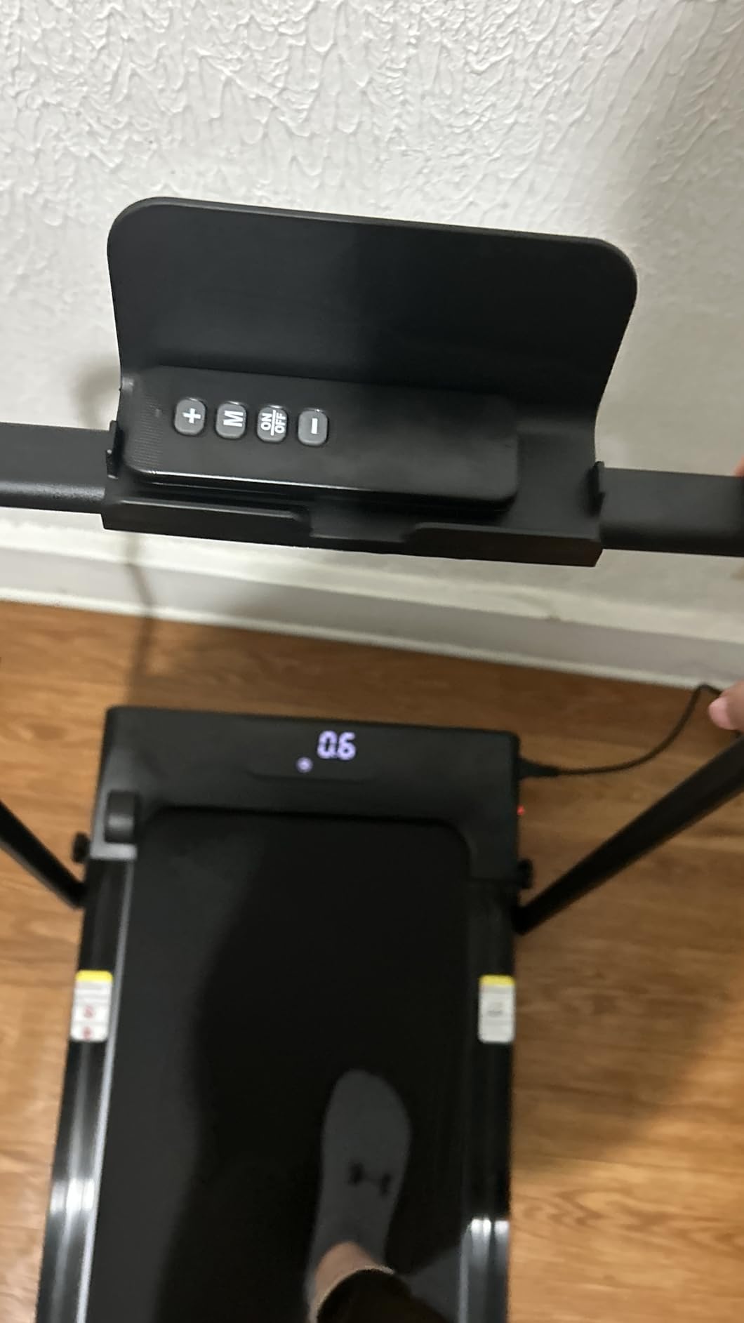 UMAY Fitness Treadmill with 20% Auto/Manual Incline, Treadmills for Home Folding with Pulse Sensors, 350/400LBS Capacity customer photo 2