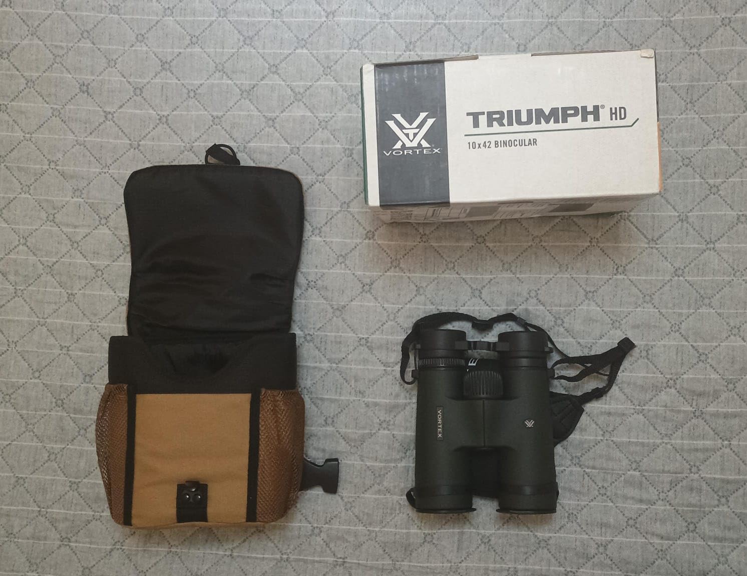 Vortex Triumph HD 12x50 Binoculars | HD Optics, Tripod Adaptable, Waterproof, Fogproof, Shockproof customer photo 1