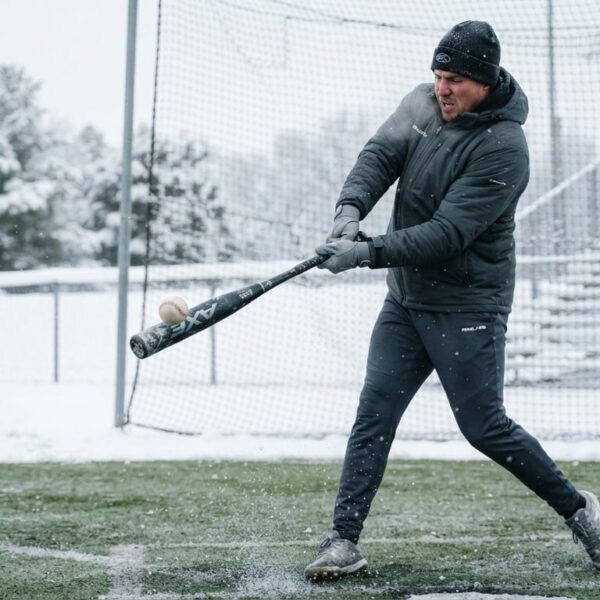 Best Composite Baseball Bats for Cold Weather