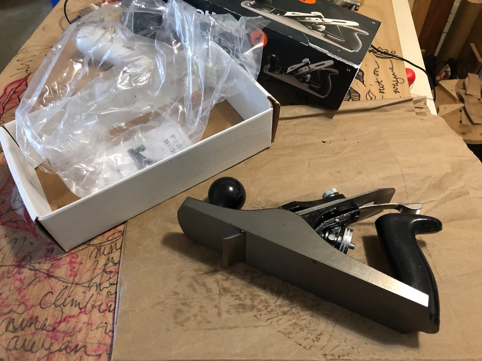 GreatNeck C4 Bench Hand Plane (9 Inch), 2 Inch Cutter, Adjustable to Control the Blade, Cast Iron Body, Quality Plastic Ergonomic Handles customer photo 1