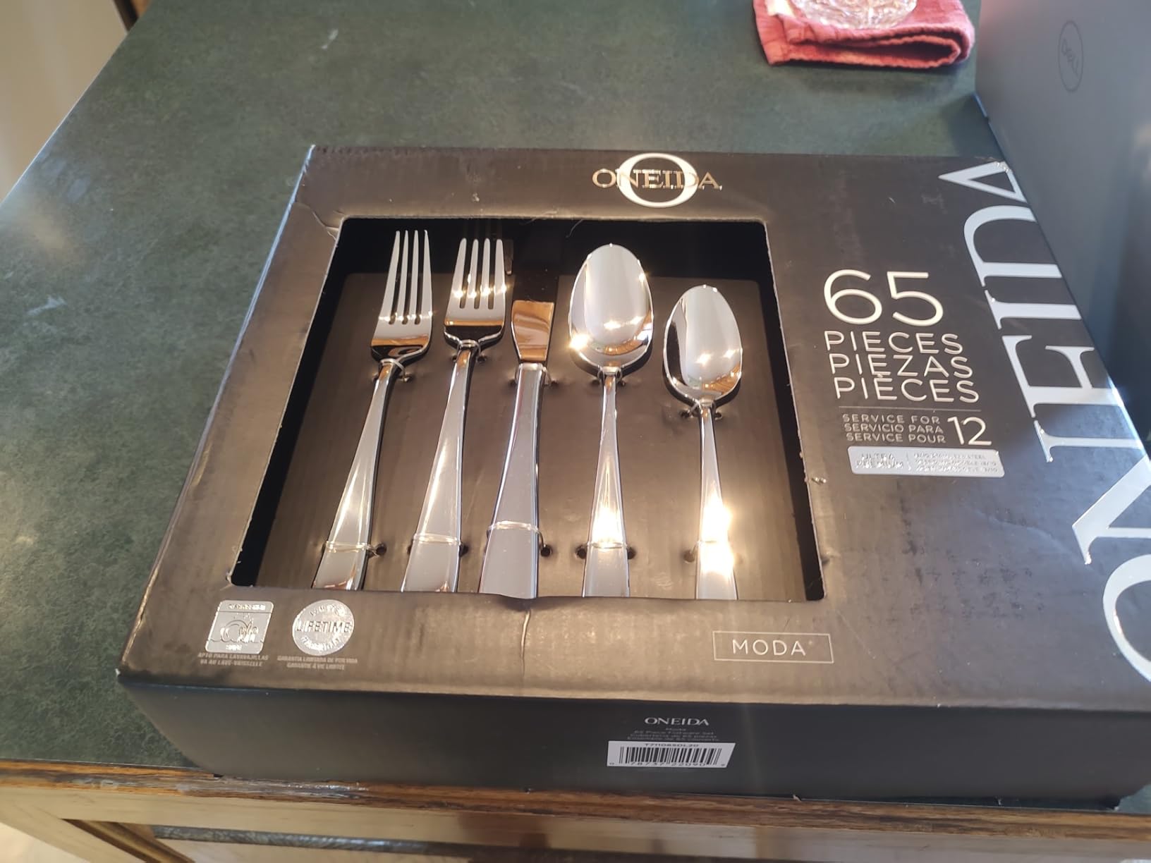 Oneida Moda 65-Piece 18/10 Silverware Set for 12, Flatware, Mirror Finish, Dishwasher Safe, Includes Serving Spoons and Utensil Set, Heavy Duty Cutlery Set for Kitchen and Dining customer photo 2
