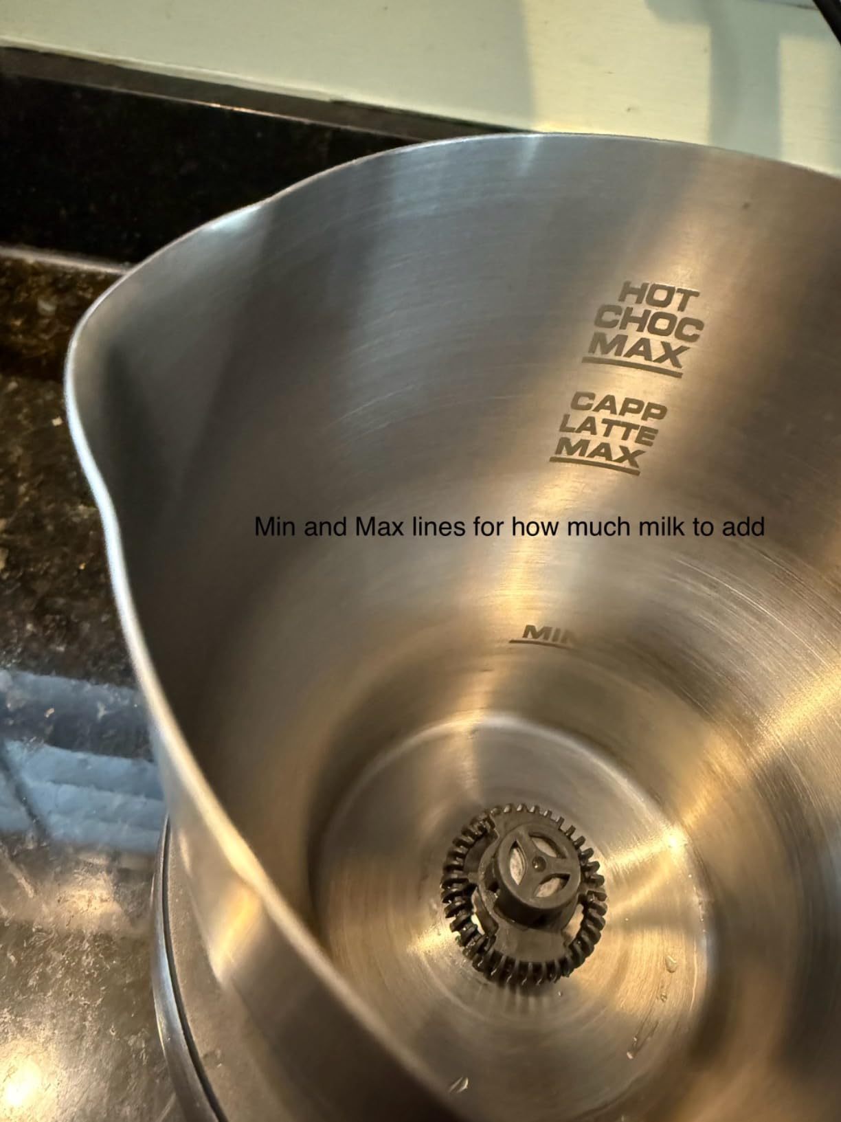 Breville BMF600XL Milk Café Frothe, Brushed Stainless Steel | Easily craft rich and creamy hot milk drinks at home, including lattes, cappuccinos, chai tea, and hot chocolate customer photo 1