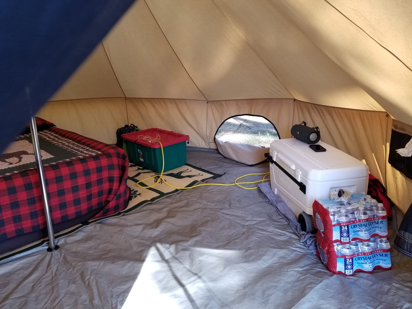 Igloo Maxcold Glide 110Qt Wheeled Cooler | Insulated Hard Shell Ice Chest customer photo 1