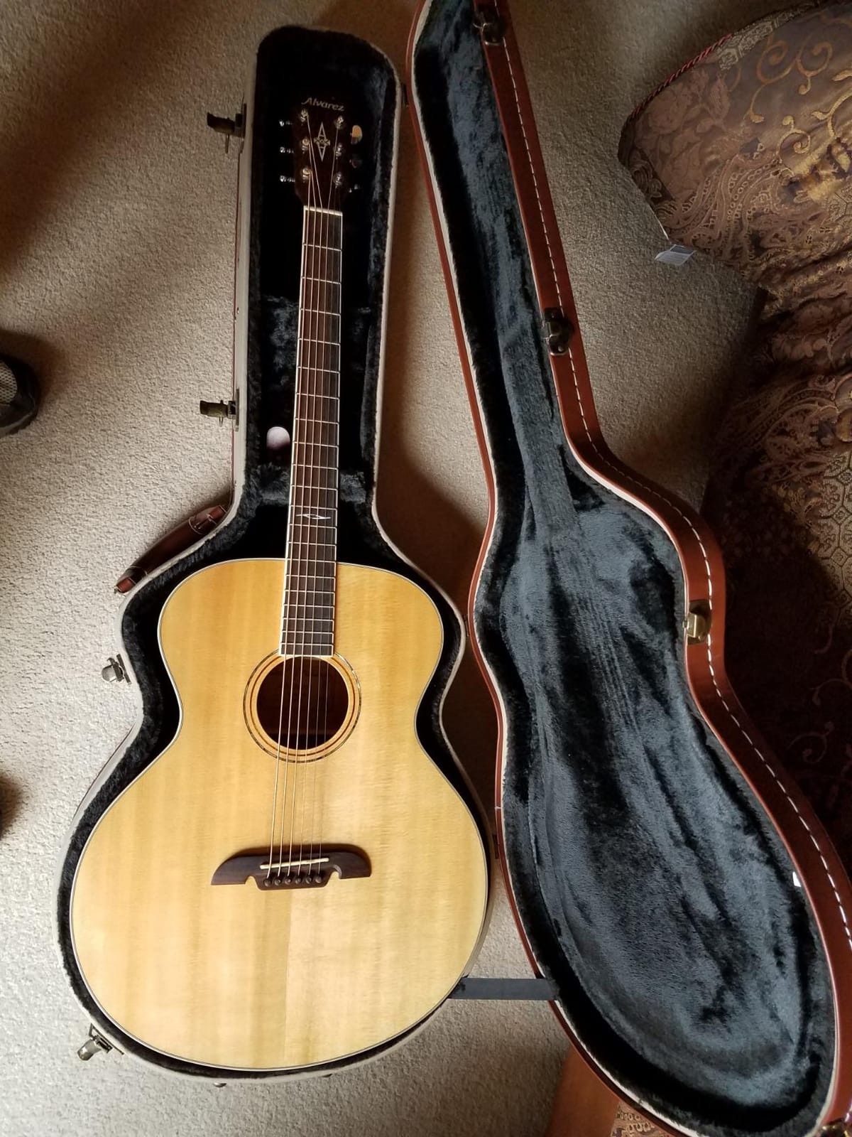 Alvarez ABT60 Artist Series Baritone Acoustic Guitar customer photo 1