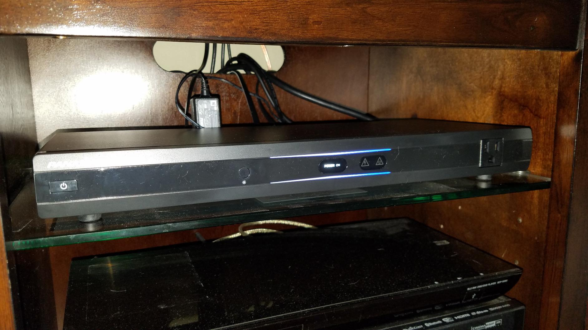 Panamax MR4000 8-Outlet Home Theater Power Conditioner & Surge Protector customer photo 2