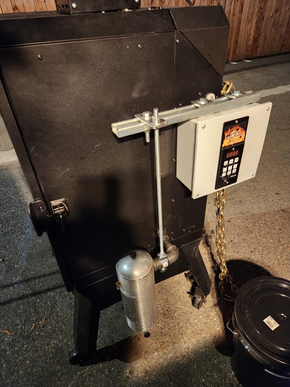 Magnum P.I.G. Cold Smoke Generator - Heavy-Duty USA-Made Aluminum Body, Works with All BBQ & Pellet Grills - 2.5 hr Burn Time customer photo 2