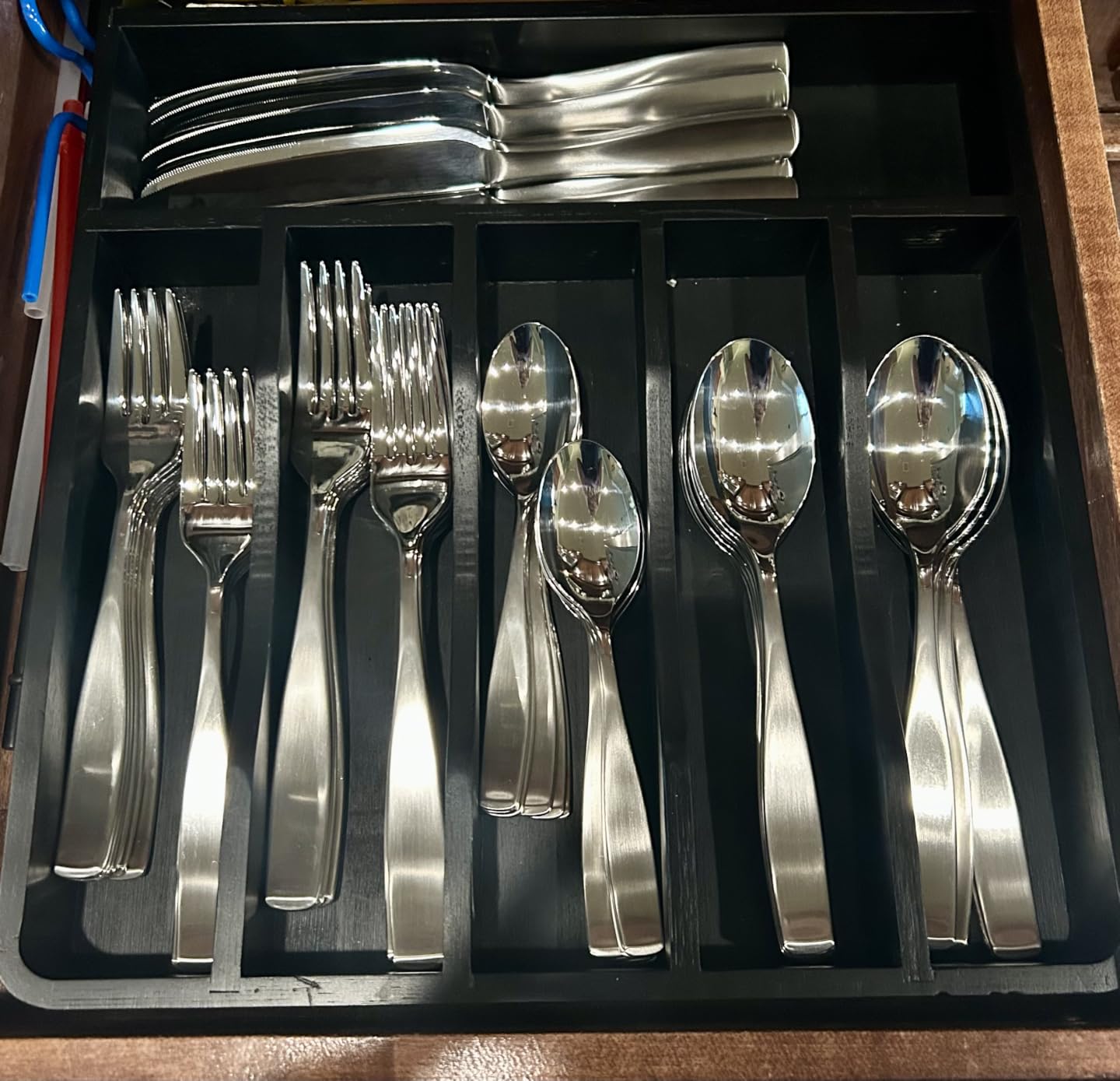Mikasa Satin Loft 65-Piece Flatware Set, Service for 12, 18/10 Stainless Steel Silverware with Satin Finish, Includes Serving Utensils, Dishwasher Safe customer photo 2