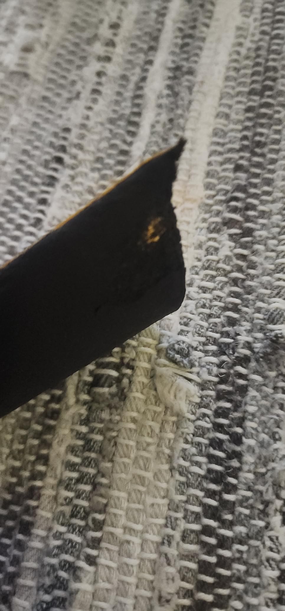 Frost King IT30/8 Rubber Insulation Tape, 2in Wide x 1/8in Thick x 30ft Long, Black customer photo 2