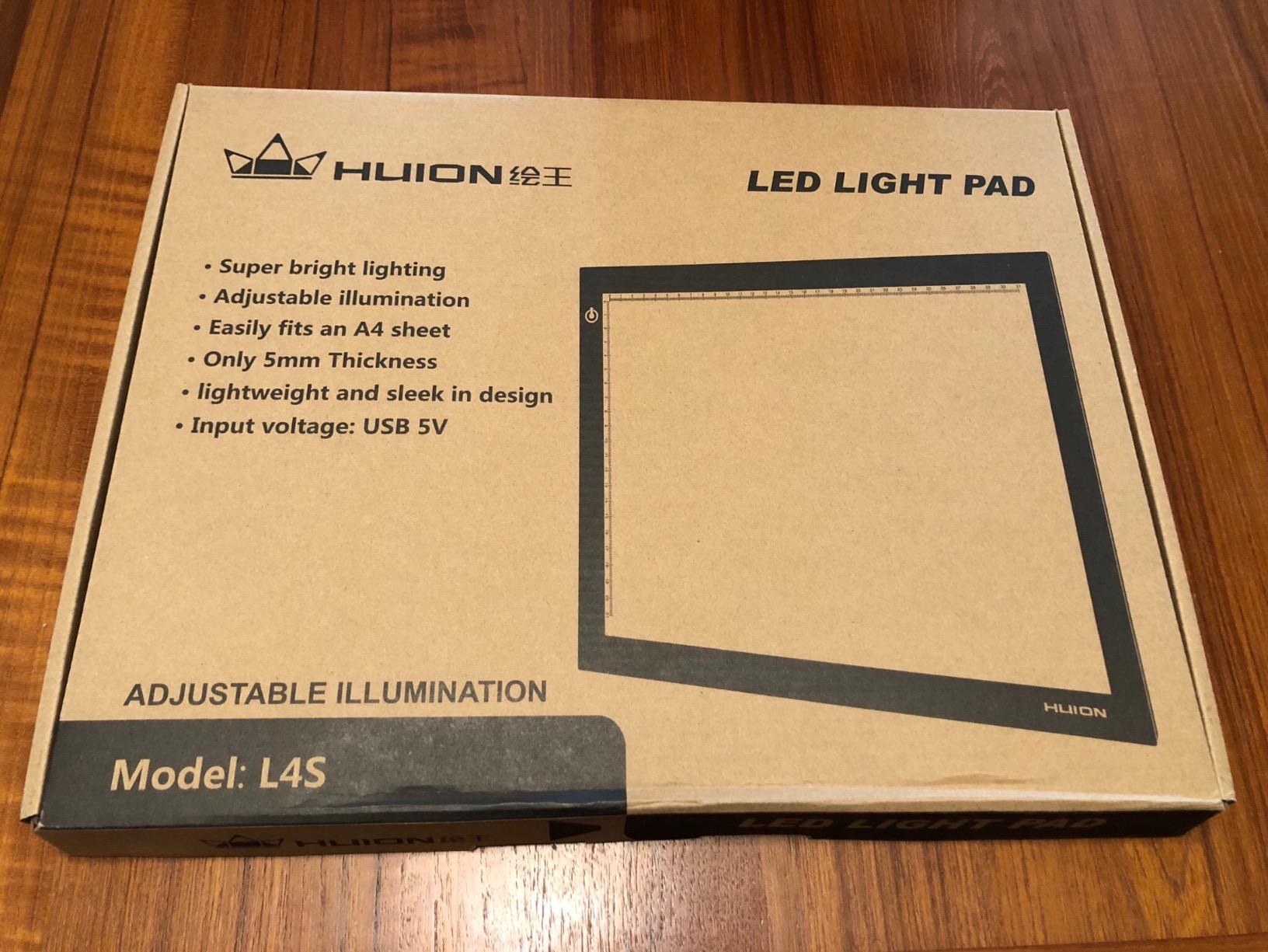 HUION L4S LED Light Box A4 Ultra-Thin USB Powered | Adjustable Brightness Light Pad for Tracing, Diamond Painting, Drawing, Sketching, Animation customer photo 2