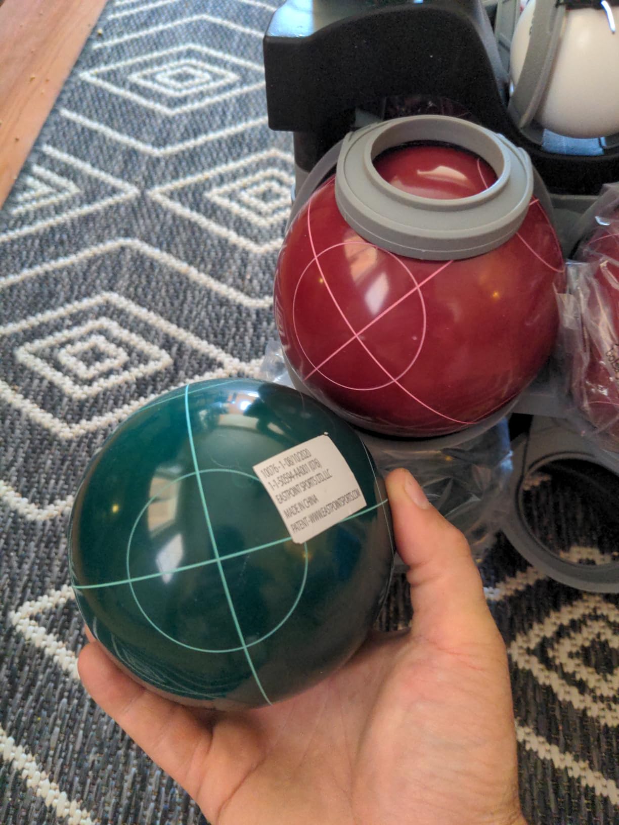 EastPoint Bocce Ball Set, 110mm, 8 Balls, Pallino, Outdoor Games - Tournament-Size Play, Portable Carry Case customer photo 2
